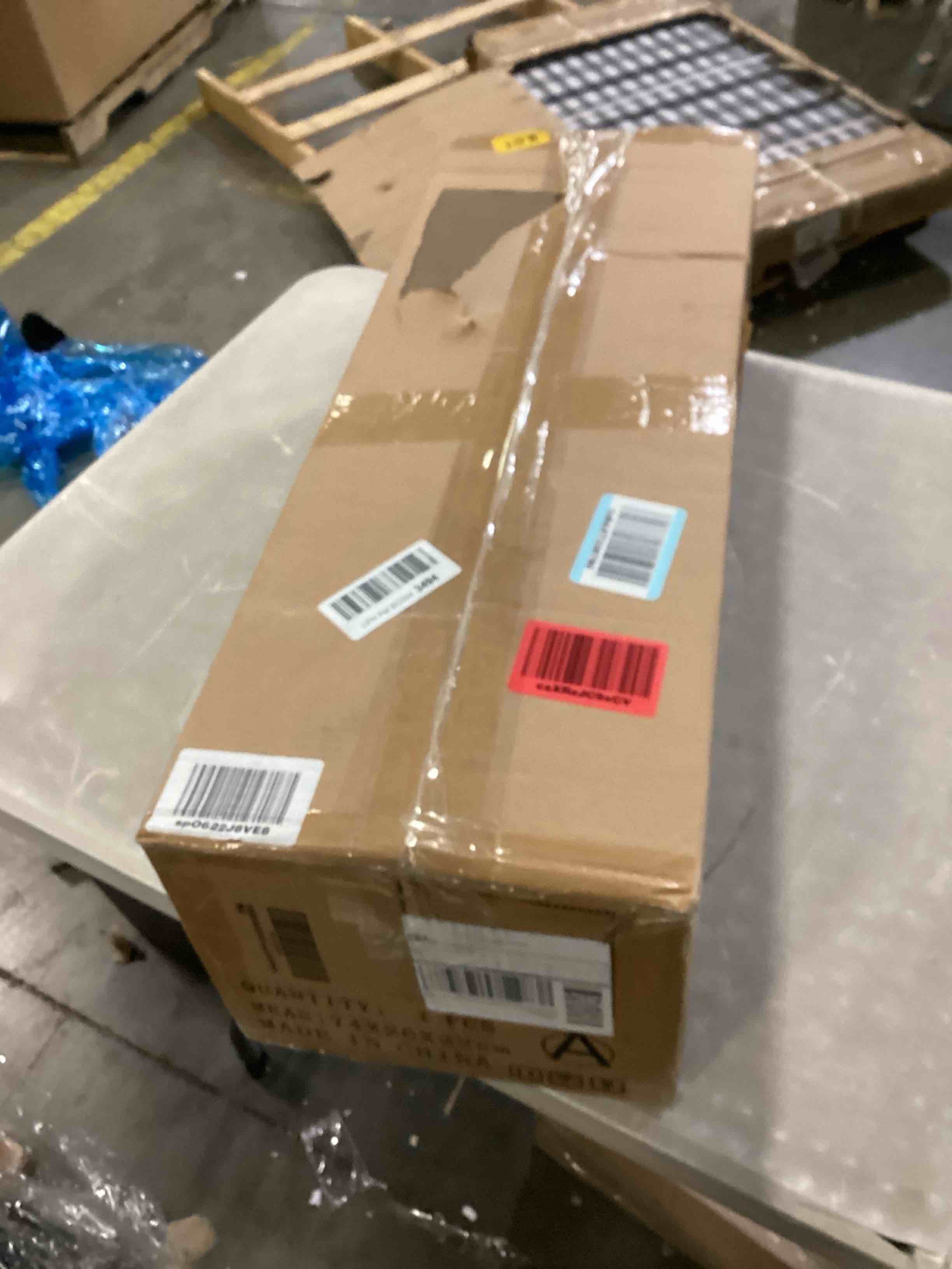 https://s3.amazonaws.com/lotting-images-prod/bidfta/BLU6806269_1732895822117.jpeg