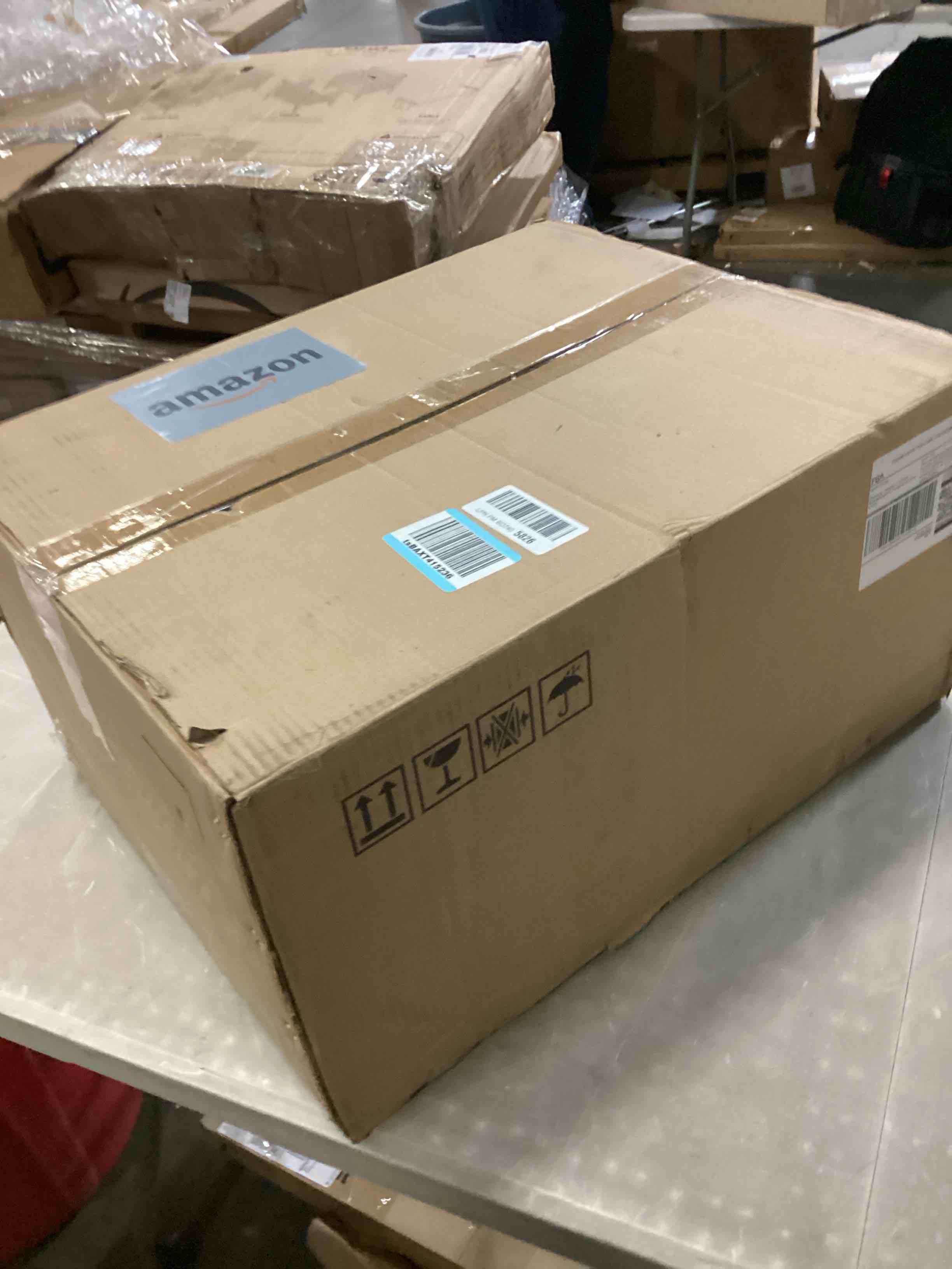 https://s3.amazonaws.com/lotting-images-prod/bidfta/BLU6806727_1733328946448.jpeg
