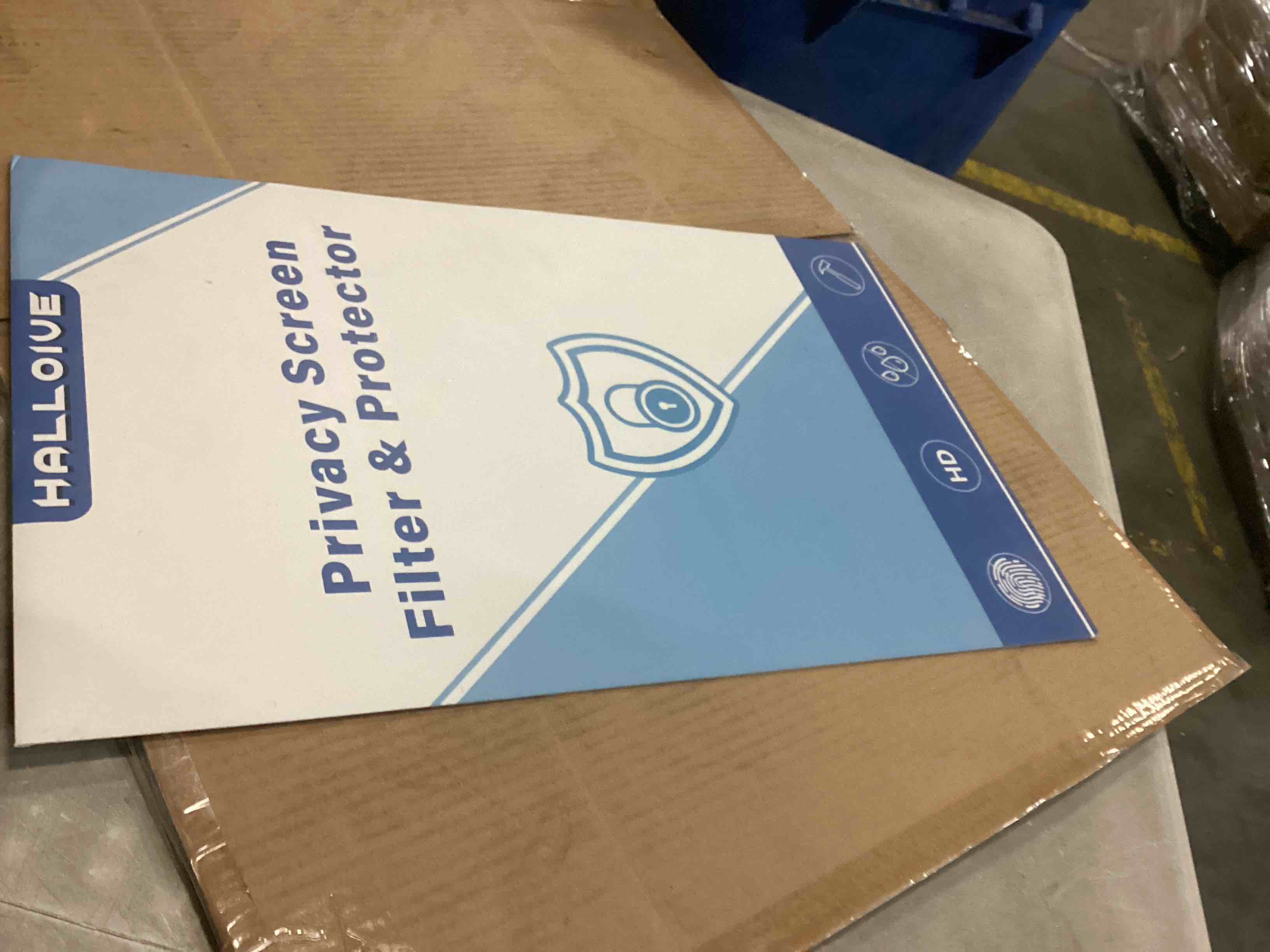 https://s3.amazonaws.com/lotting-images-prod/bidfta/BLU6807313_1734012488211.jpeg