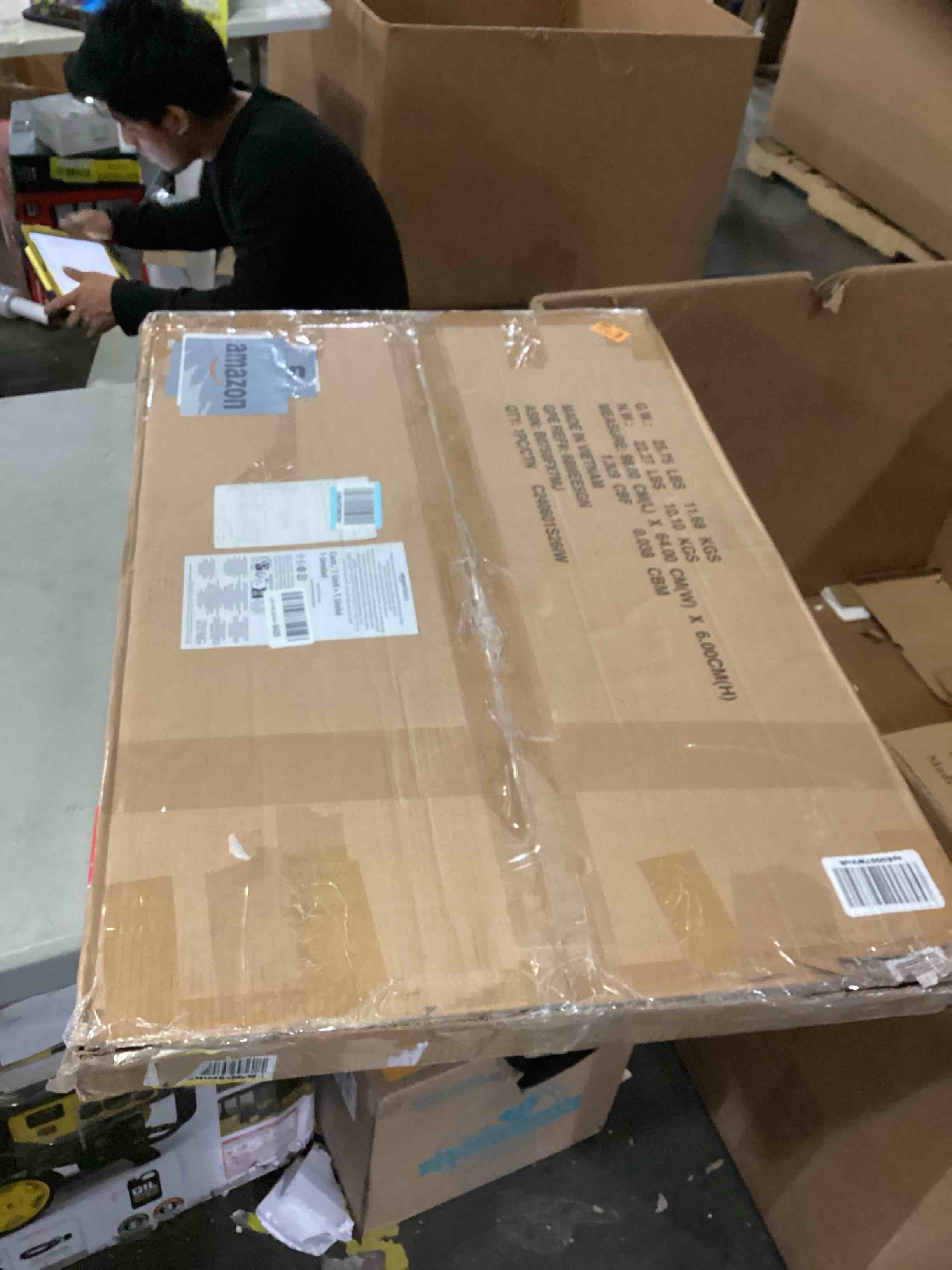 https://s3.amazonaws.com/lotting-images-prod/bidfta/BLU6809053_1732035331308.jpeg