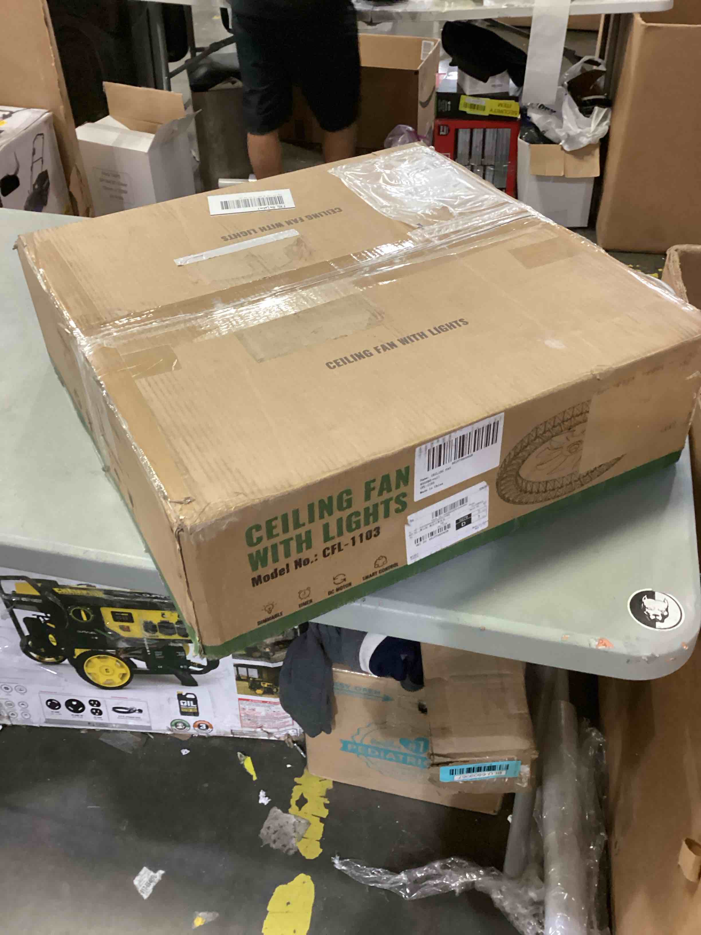 https://s3.amazonaws.com/lotting-images-prod/bidfta/BLU6809127_1732113162090.jpeg