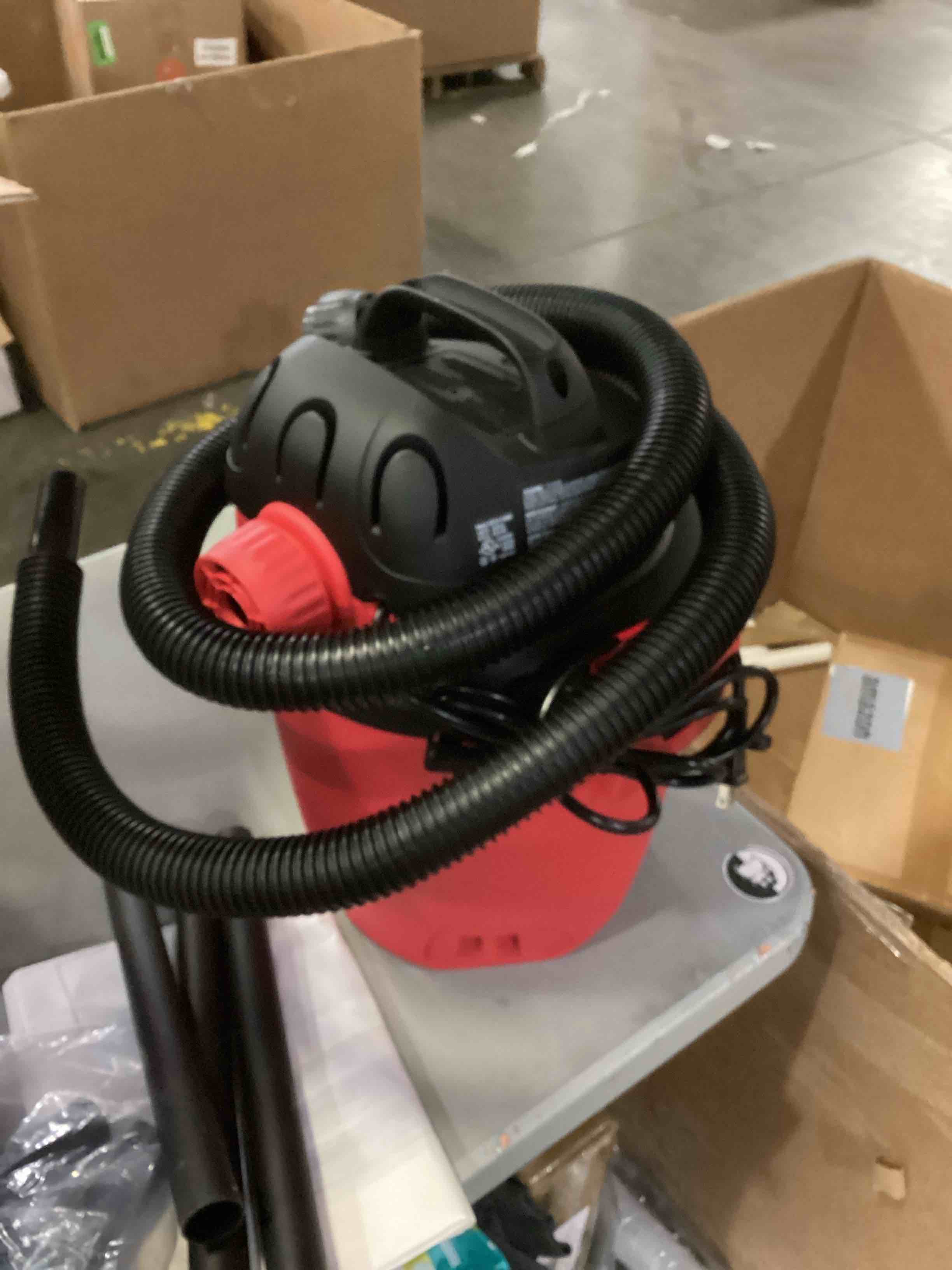 https://s3.amazonaws.com/lotting-images-prod/bidfta/BLU6809144_1732120040213.jpeg