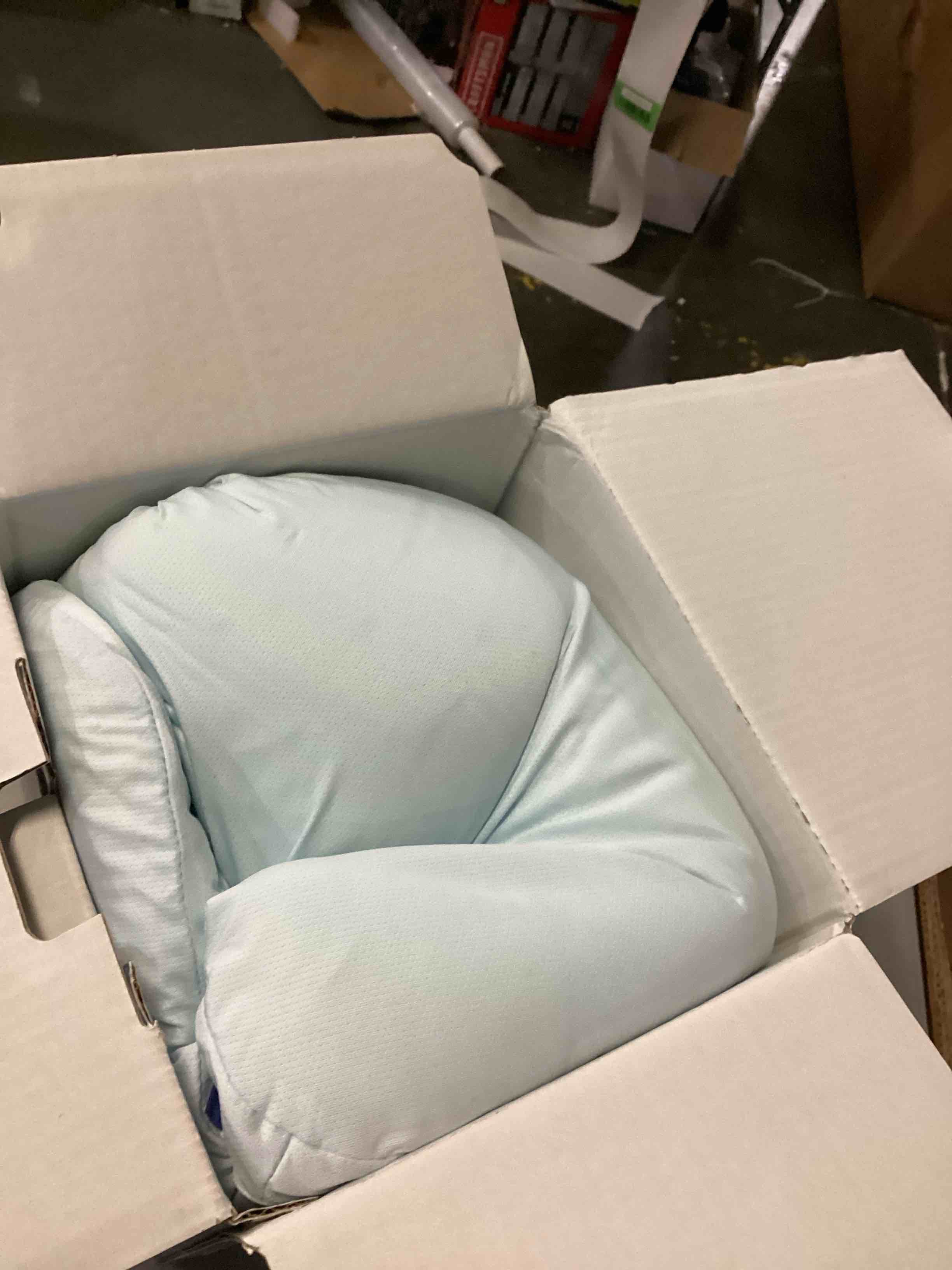 https://s3.amazonaws.com/lotting-images-prod/bidfta/BLU6809285_1732207707240.jpeg