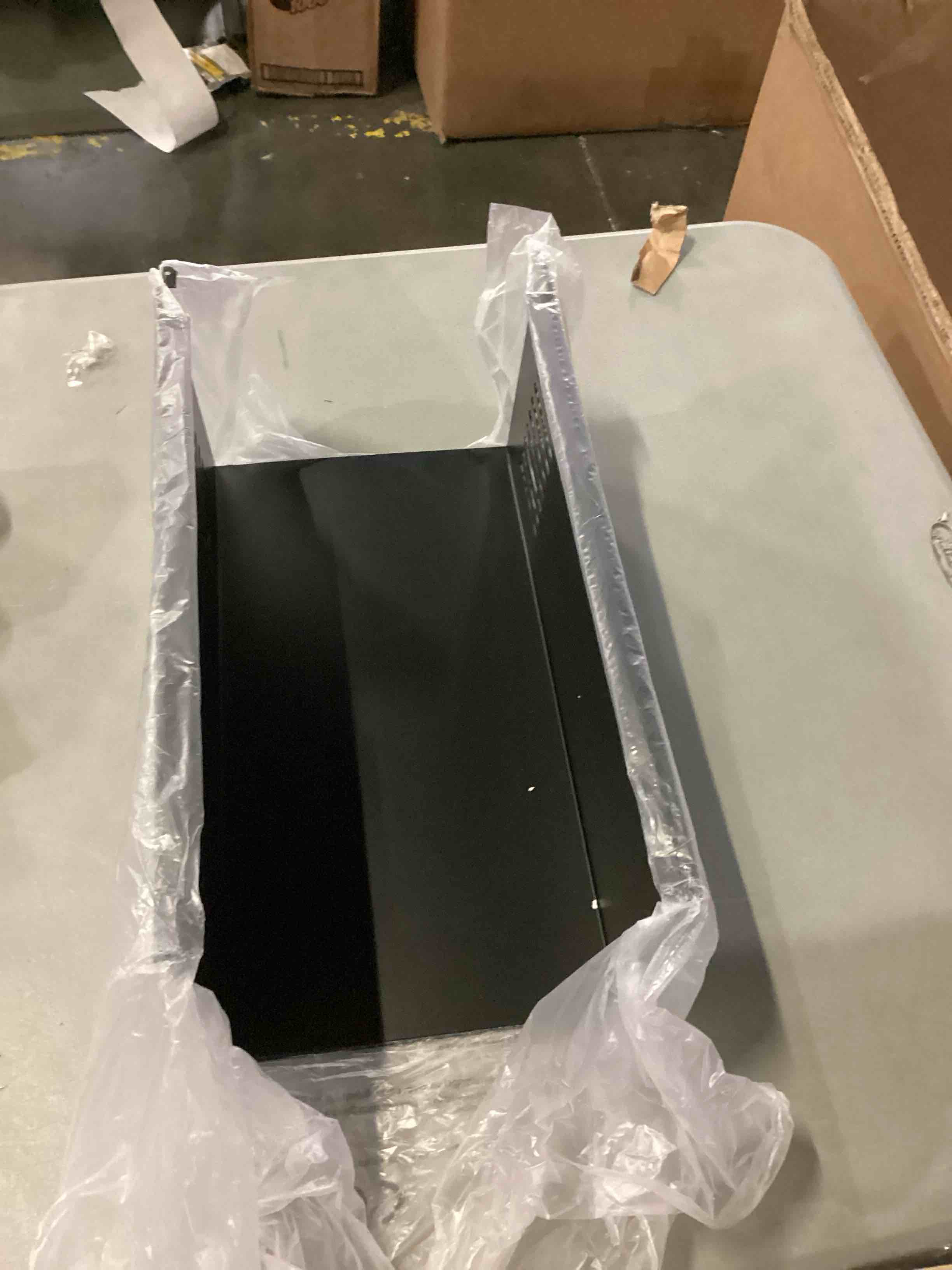 https://s3.amazonaws.com/lotting-images-prod/bidfta/BLU6810018_1733316166488.jpeg