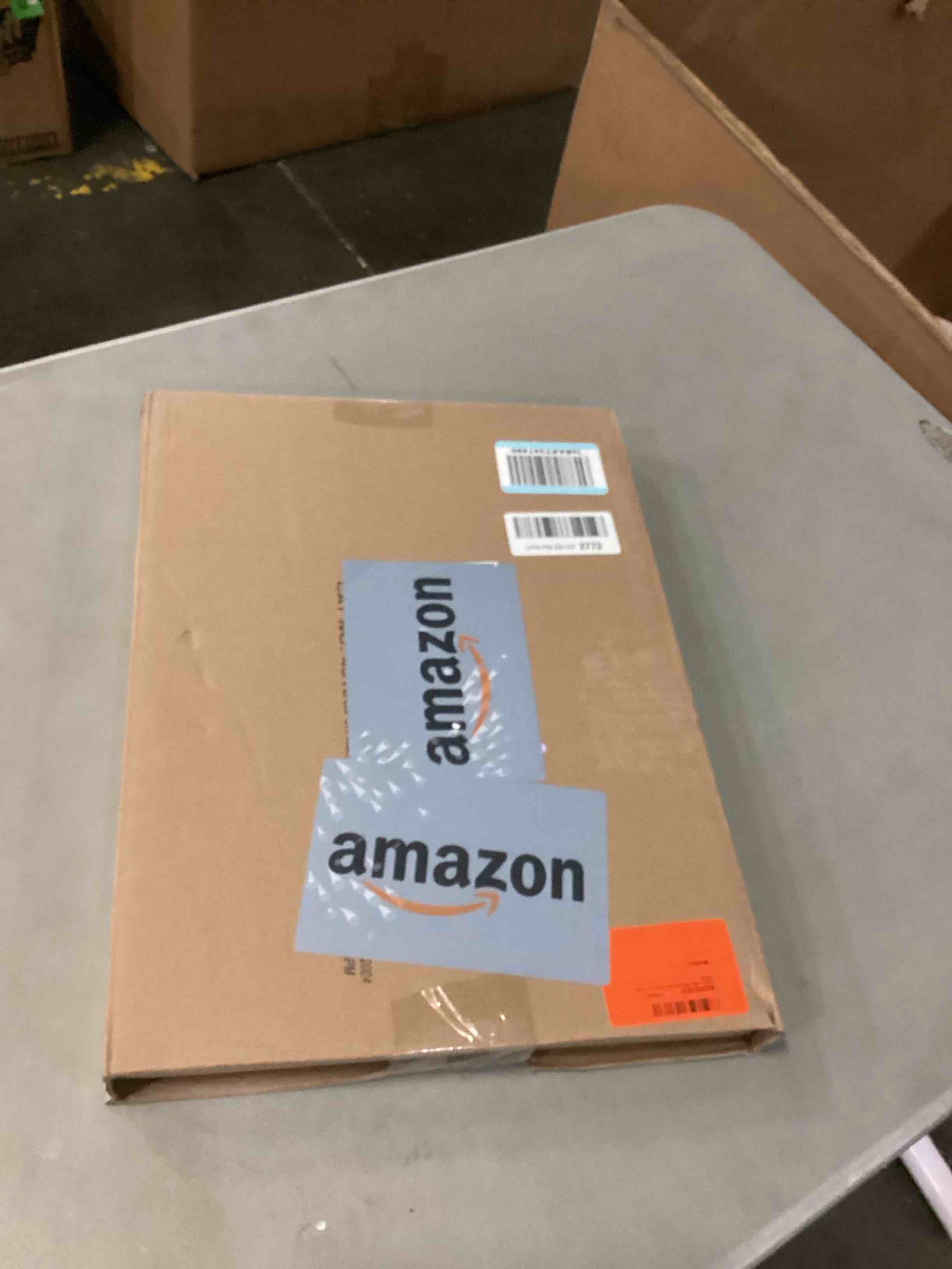 https://s3.amazonaws.com/lotting-images-prod/bidfta/BLU6810035_1733318634386.jpeg