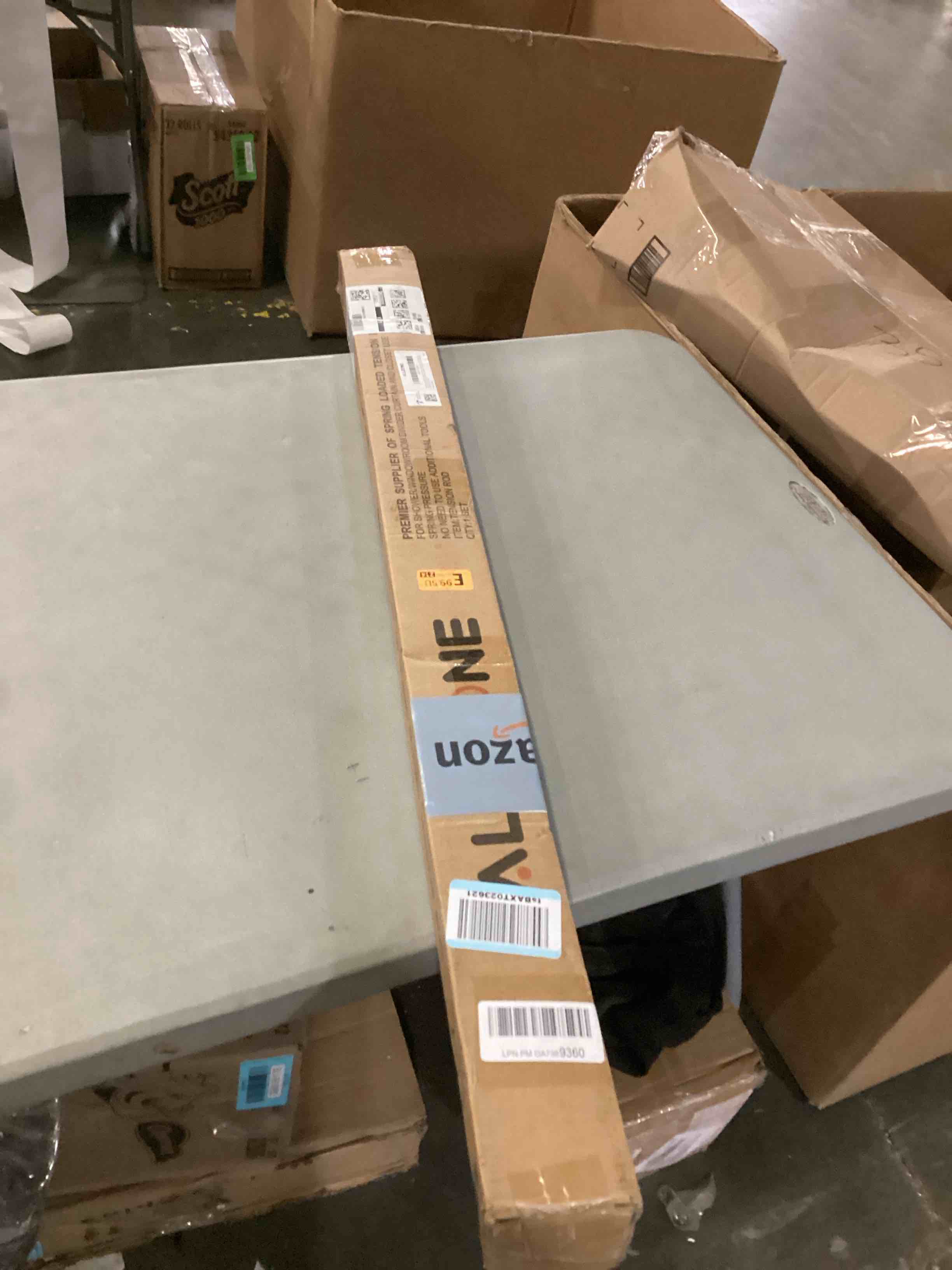 https://s3.amazonaws.com/lotting-images-prod/bidfta/BLU6810198_1733426615110.jpeg