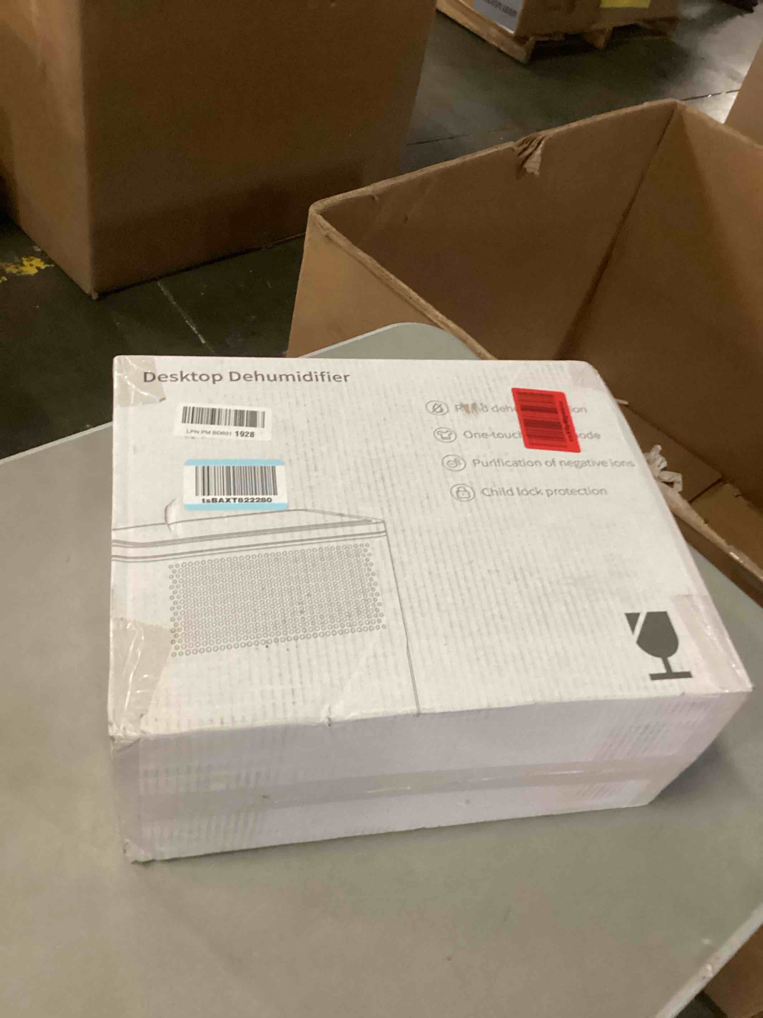 https://s3.amazonaws.com/lotting-images-prod/bidfta/BLU6810272_1733495292382.jpeg