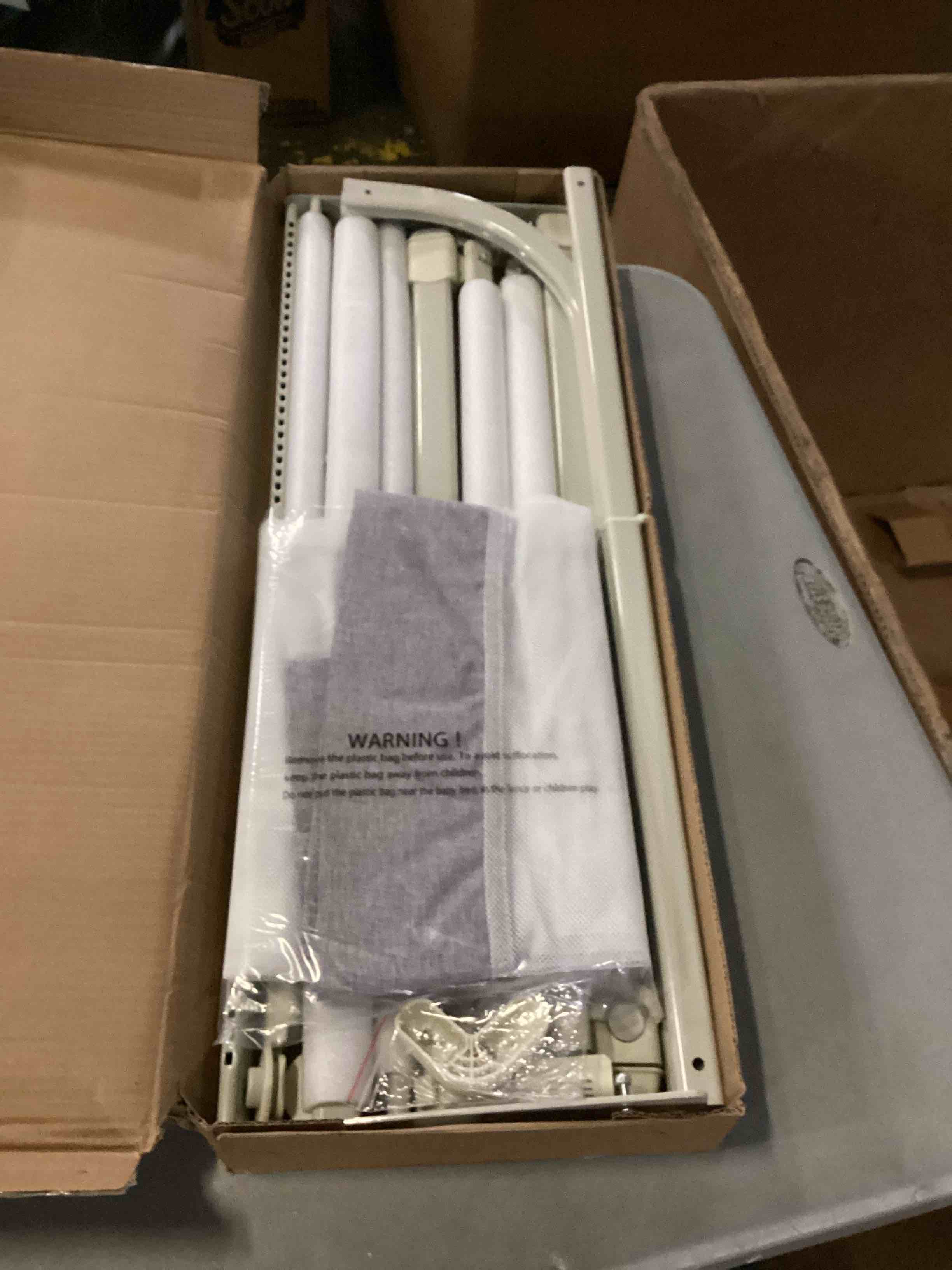 https://s3.amazonaws.com/lotting-images-prod/bidfta/BLU6810281_1733496596224.jpeg