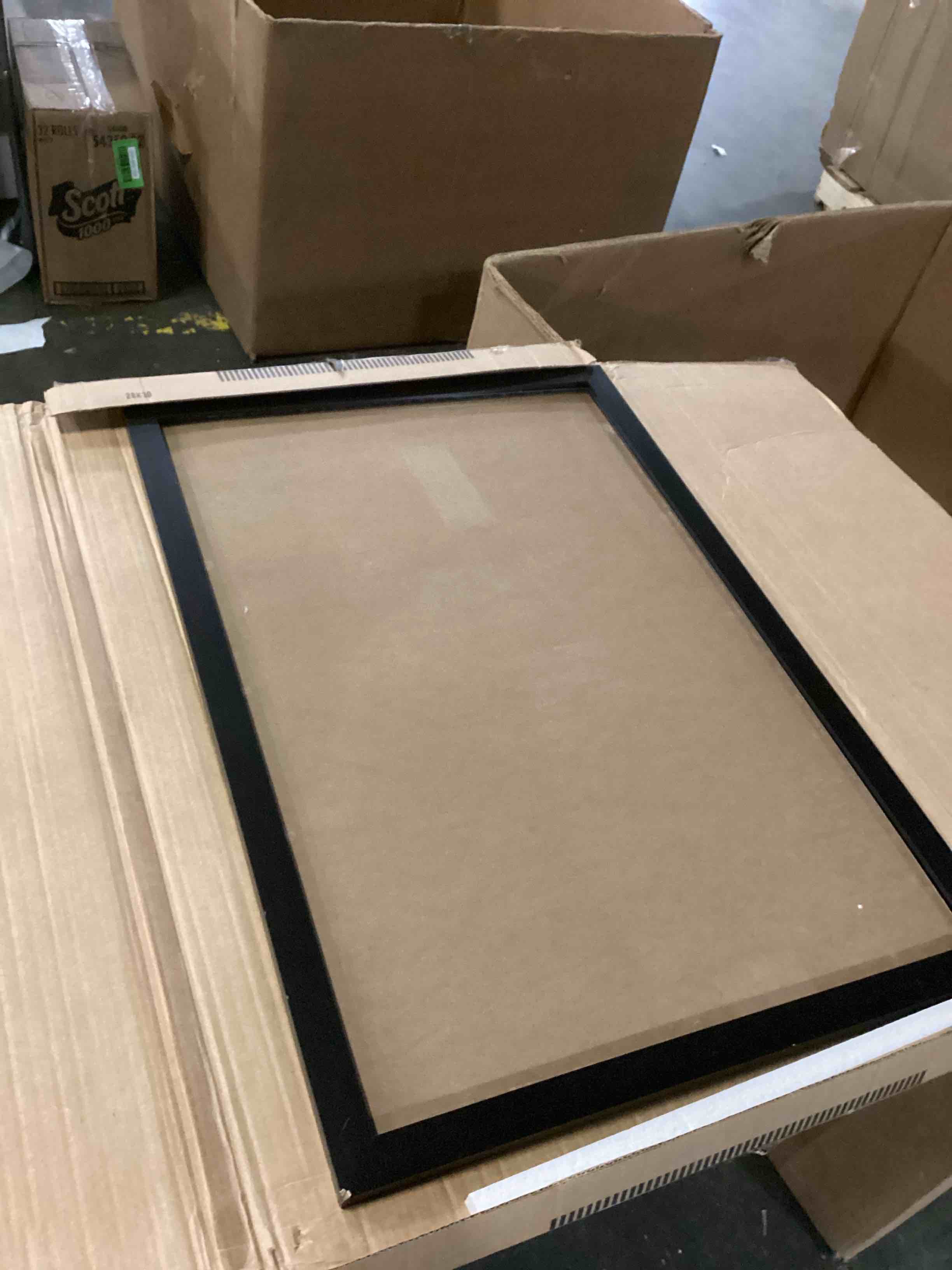 https://s3.amazonaws.com/lotting-images-prod/bidfta/BLU6810306_1733502151788.jpeg