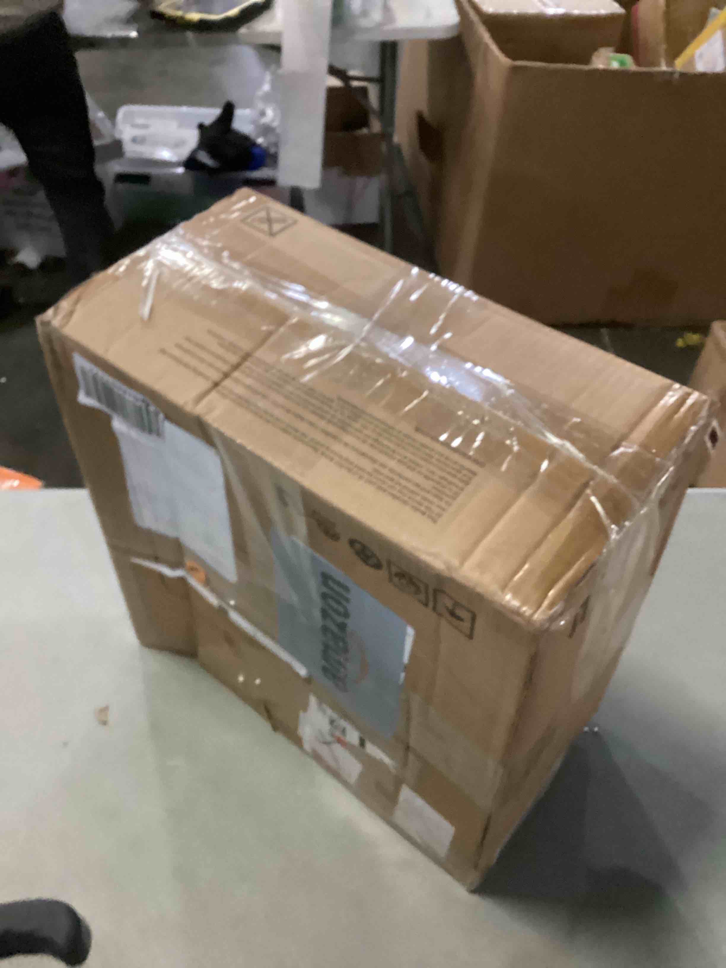 https://s3.amazonaws.com/lotting-images-prod/bidfta/BLU6810346_1733513803858.jpeg