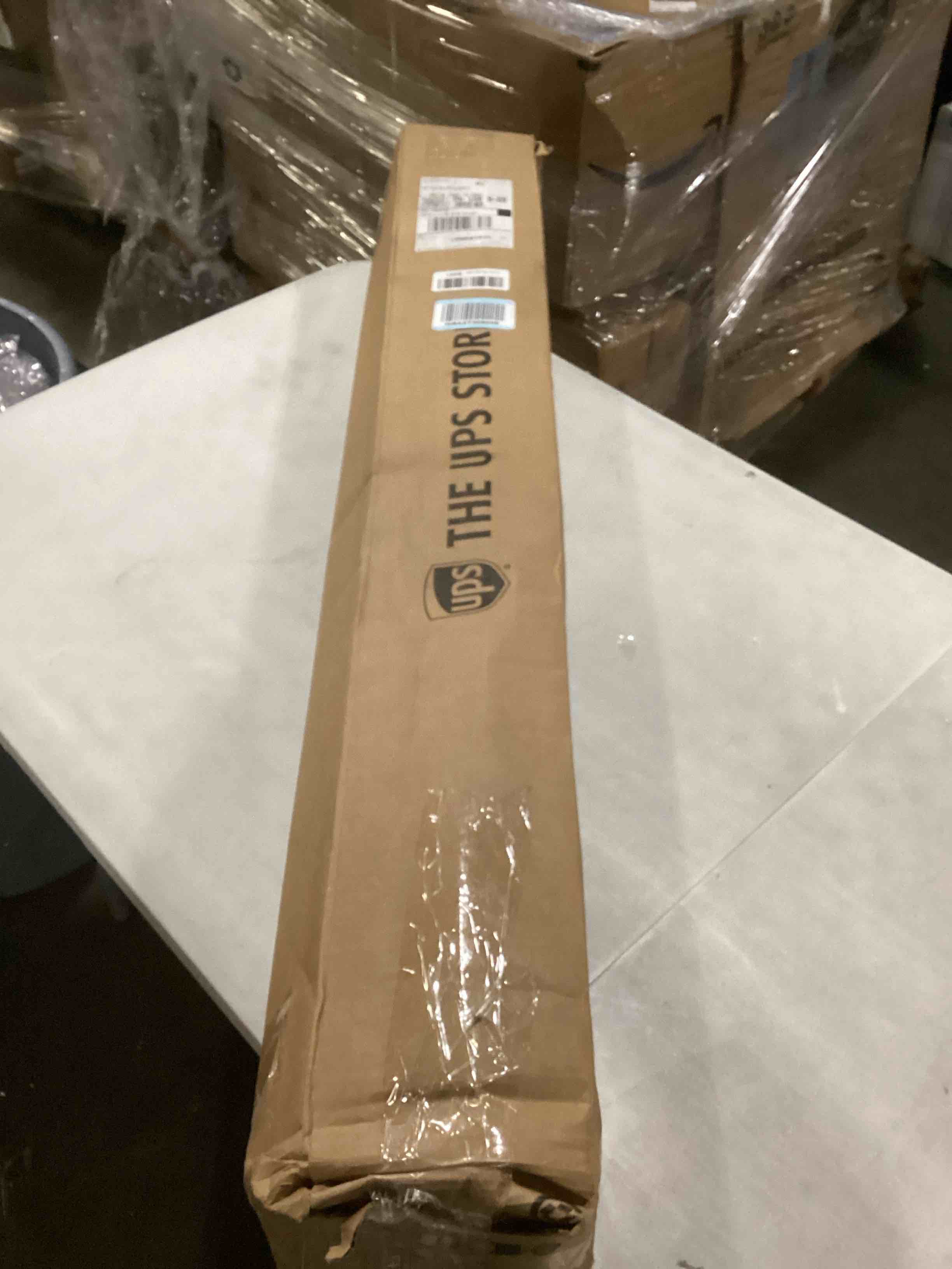 https://s3.amazonaws.com/lotting-images-prod/bidfta/BLU6810477_1733320156114.jpeg