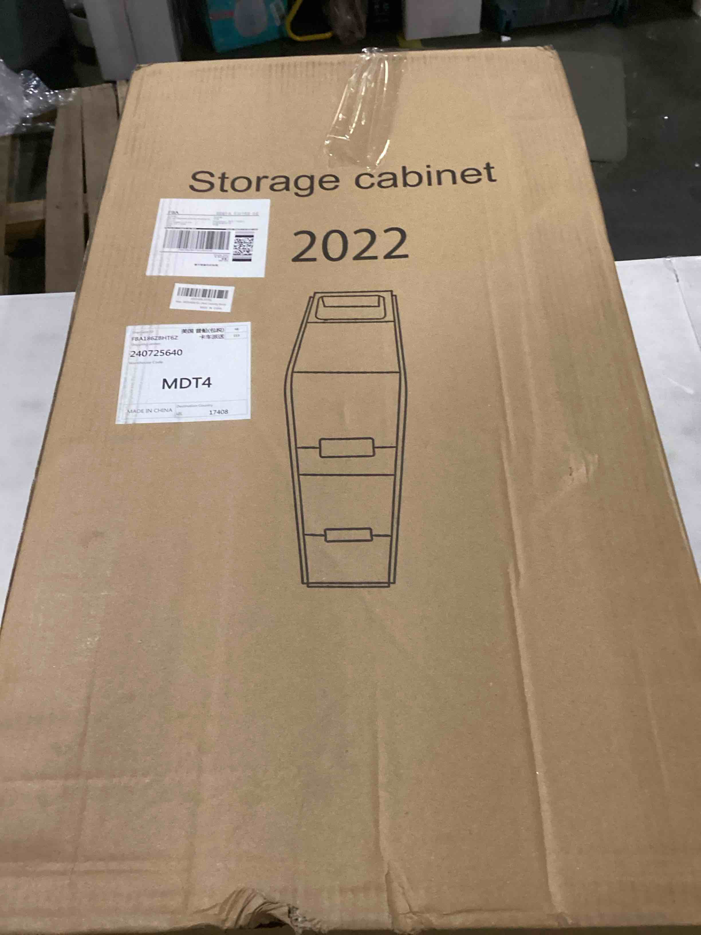https://s3.amazonaws.com/lotting-images-prod/bidfta/BLU6810507_1733323889575.jpeg