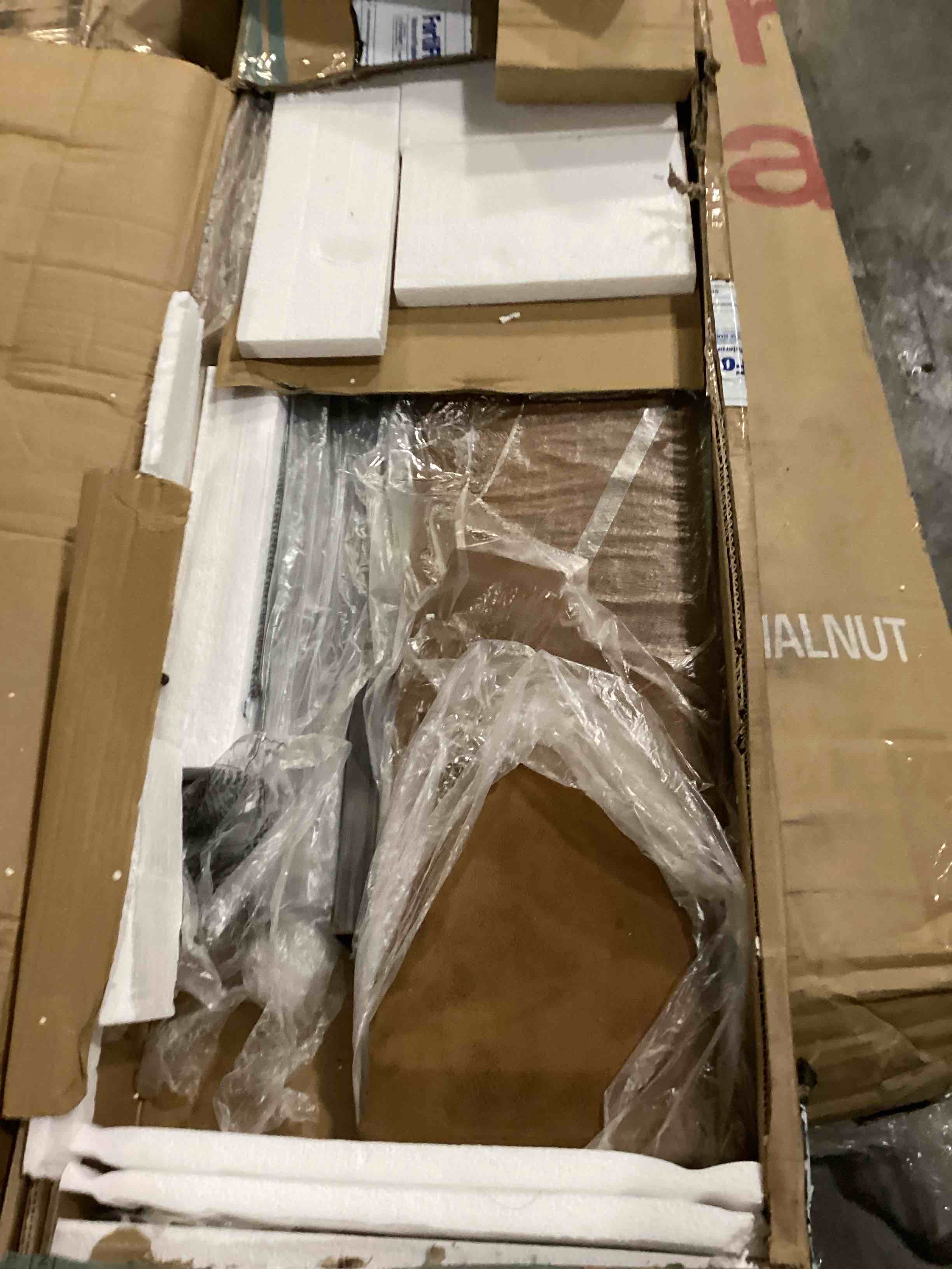 https://s3.amazonaws.com/lotting-images-prod/bidfta/BLU6810556_1733338354408.jpeg