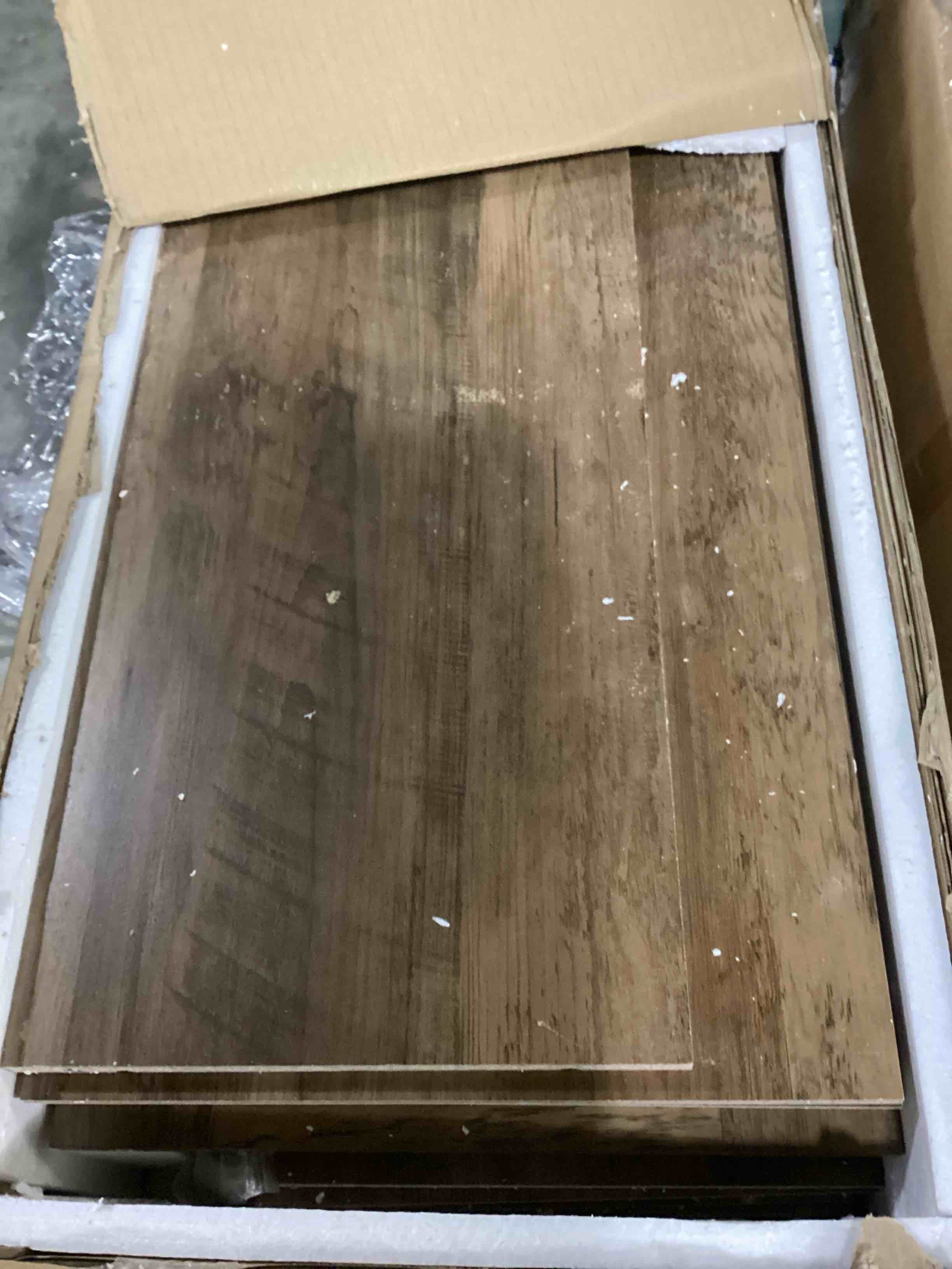https://s3.amazonaws.com/lotting-images-prod/bidfta/BLU6810558_1733337450144.jpeg