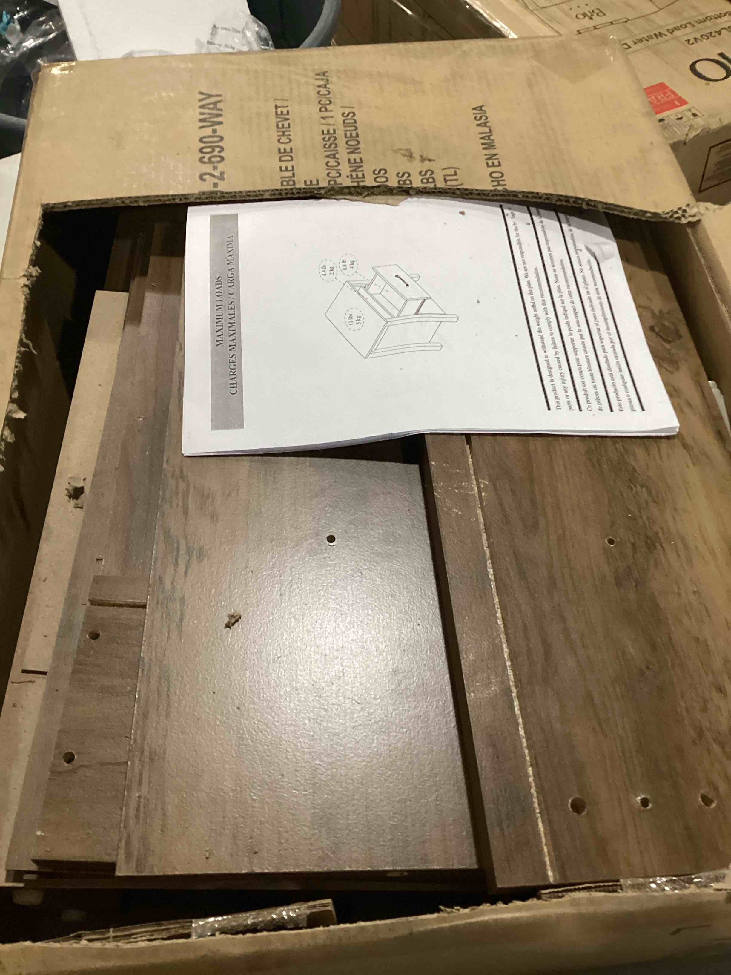 https://s3.amazonaws.com/lotting-images-prod/bidfta/BLU6810570_1733342307776.jpeg