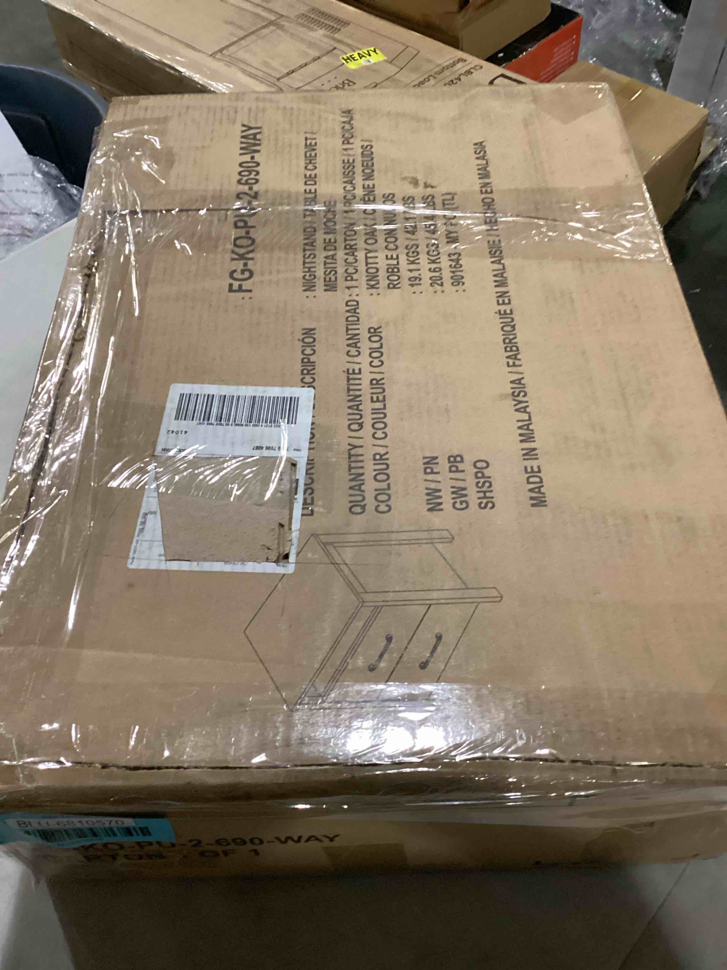 https://s3.amazonaws.com/lotting-images-prod/bidfta/BLU6810570_1733342367909.jpeg