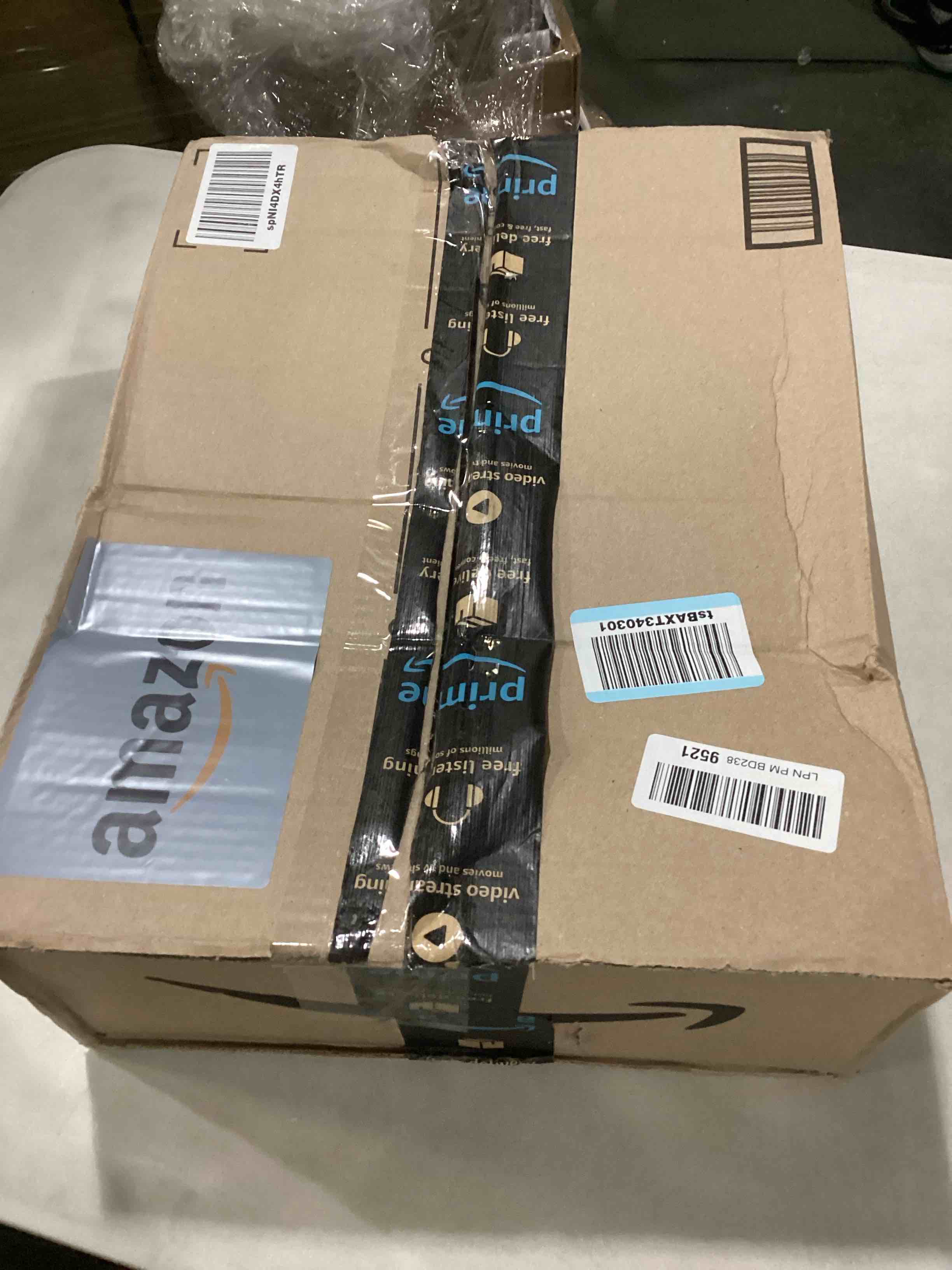 https://s3.amazonaws.com/lotting-images-prod/bidfta/BLU6810826_1733515780970.jpeg