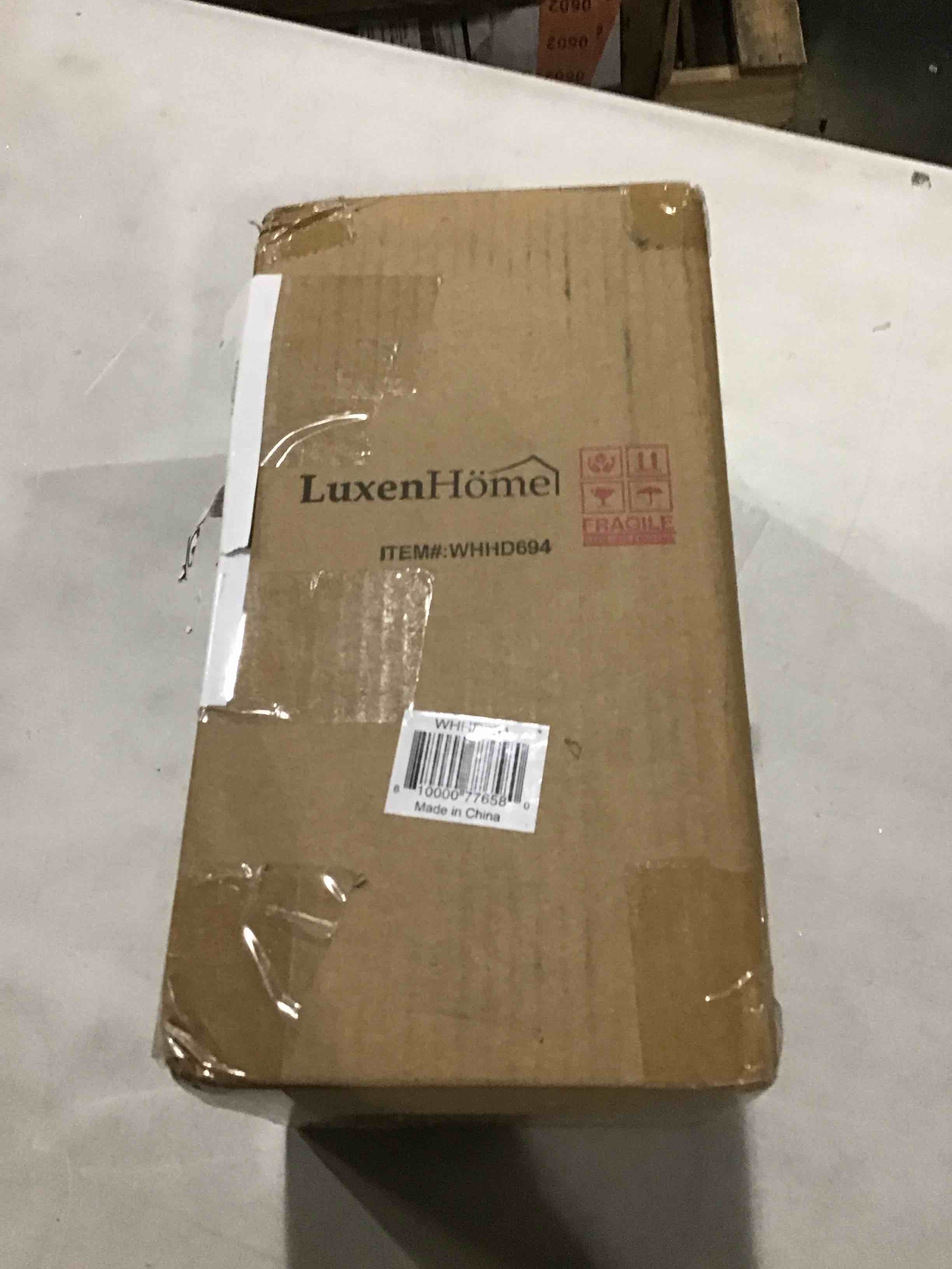 https://s3.amazonaws.com/lotting-images-prod/bidfta/BLU6810900_1733768243235.jpeg