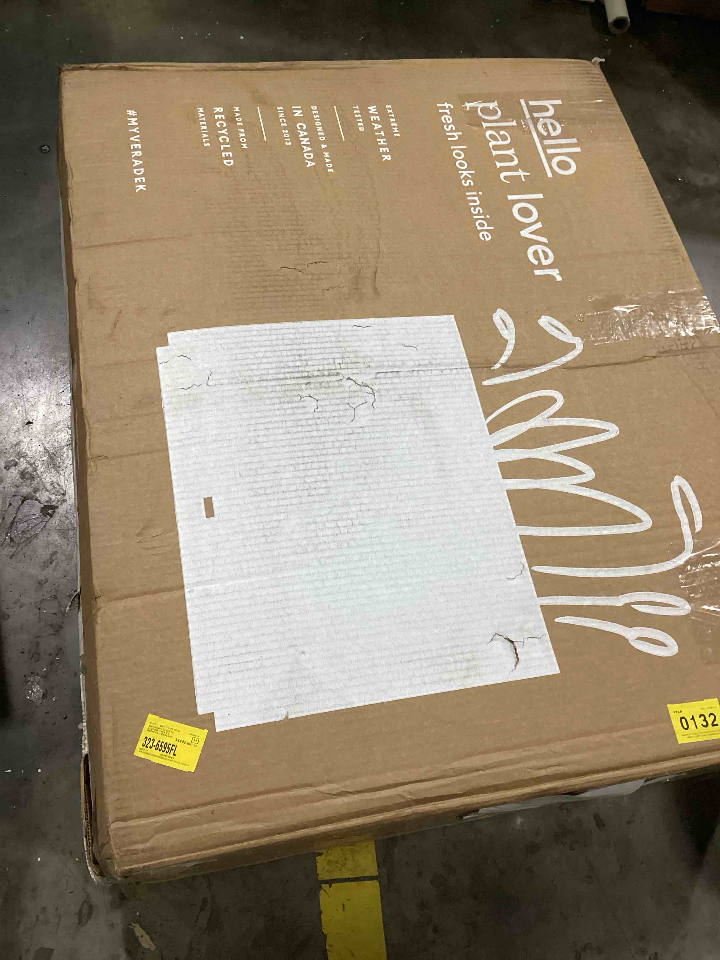 https://s3.amazonaws.com/lotting-images-prod/bidfta/BLU6811498_1734465568975.jpeg