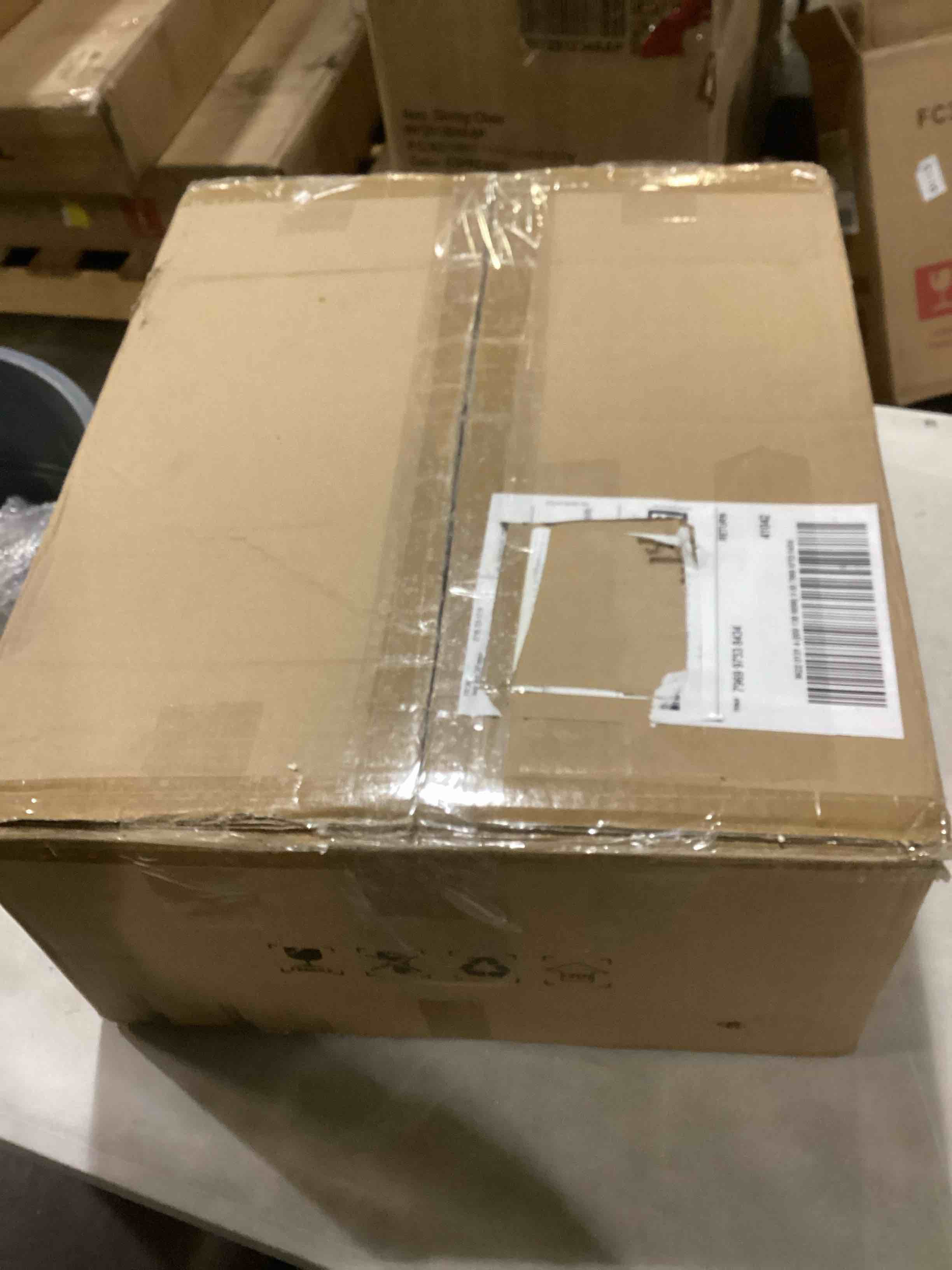 https://s3.amazonaws.com/lotting-images-prod/bidfta/BLU6811563_1734610905142.jpeg