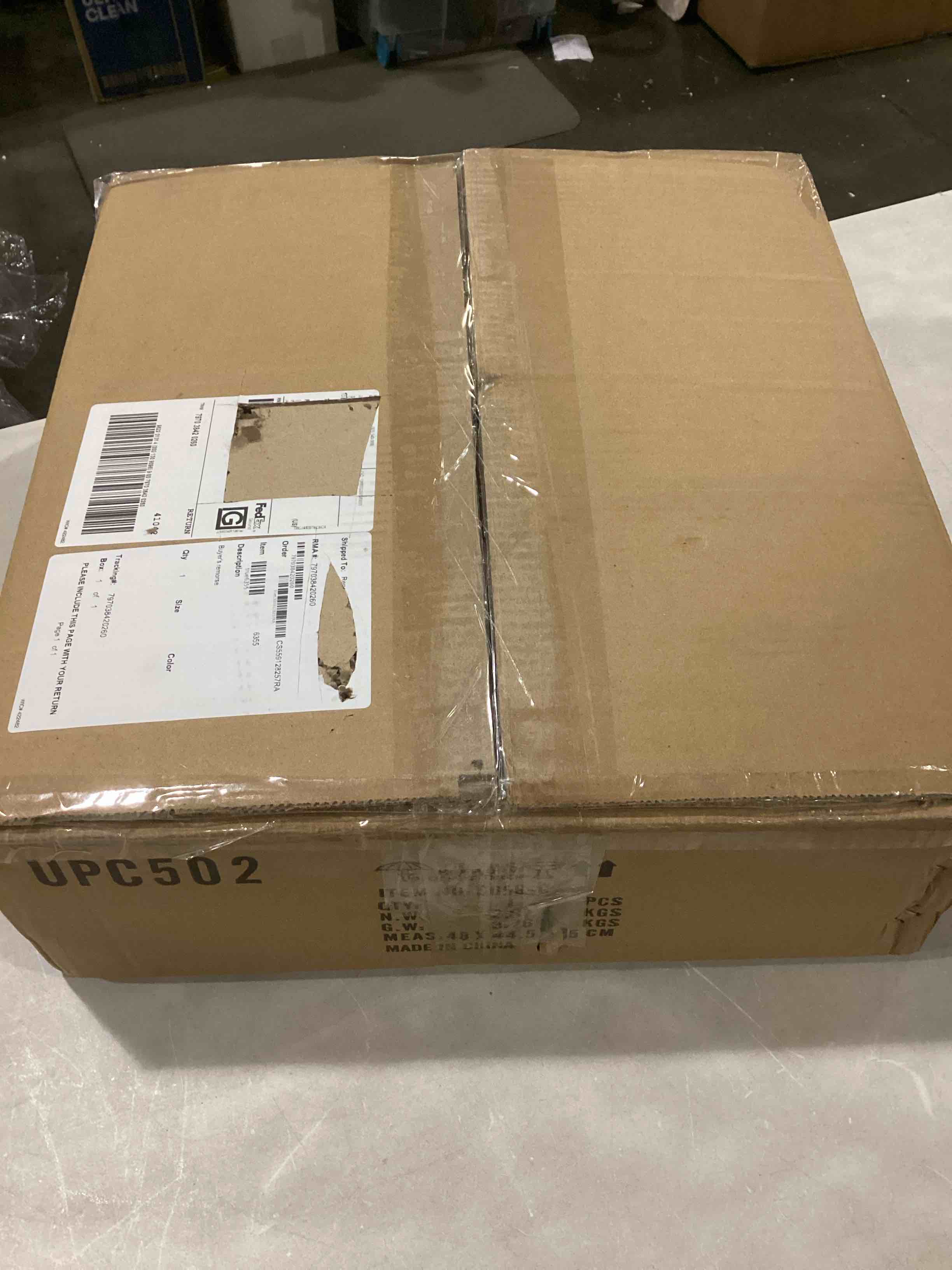 https://s3.amazonaws.com/lotting-images-prod/bidfta/BLU6811699_1734719701812.jpeg