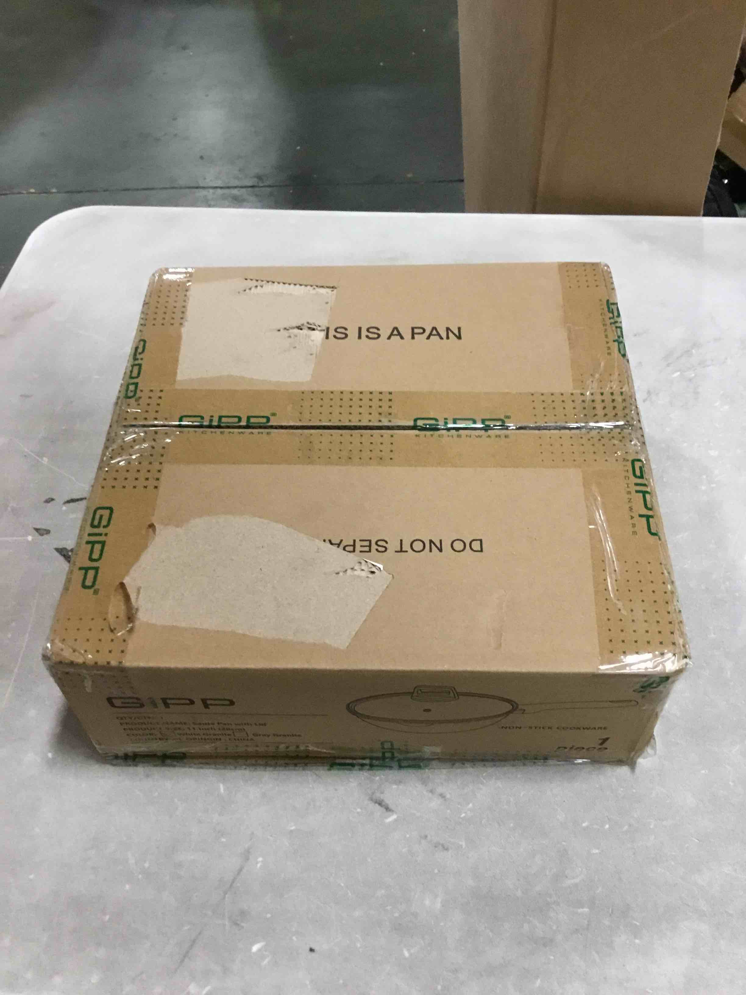 https://s3.amazonaws.com/lotting-images-prod/bidfta/BLU6812335_1720449097132.jpeg