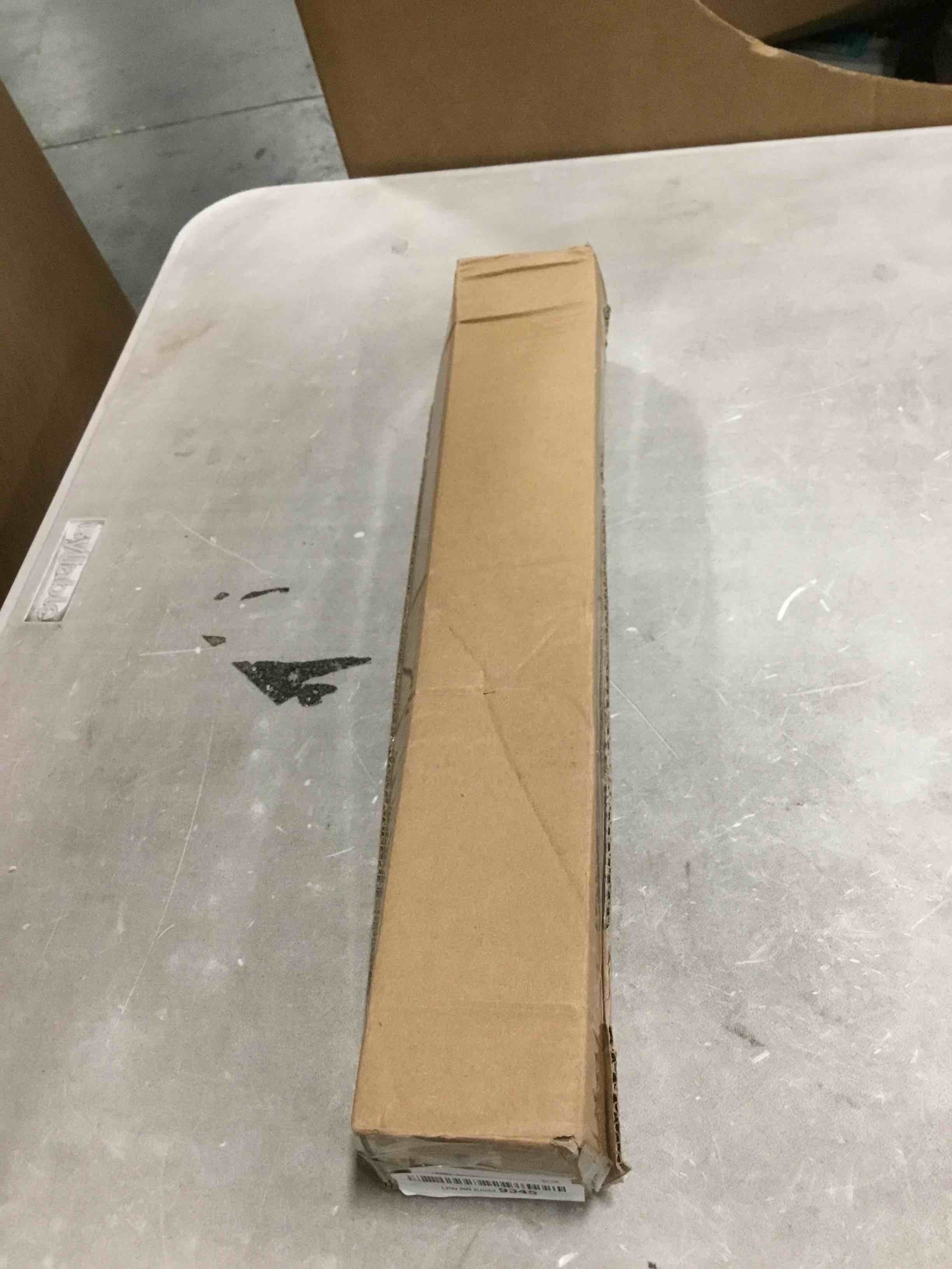 https://s3.amazonaws.com/lotting-images-prod/bidfta/BLU6813360_1720641400982.jpeg