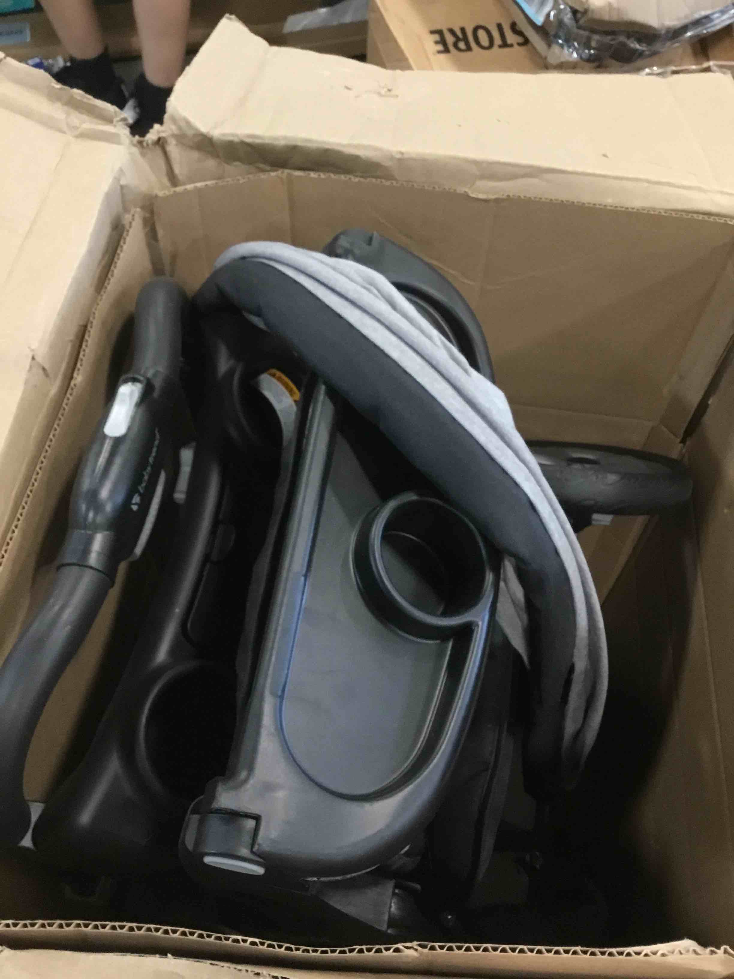 https://s3.amazonaws.com/lotting-images-prod/bidfta/BLU6813480_1720709285721.jpeg