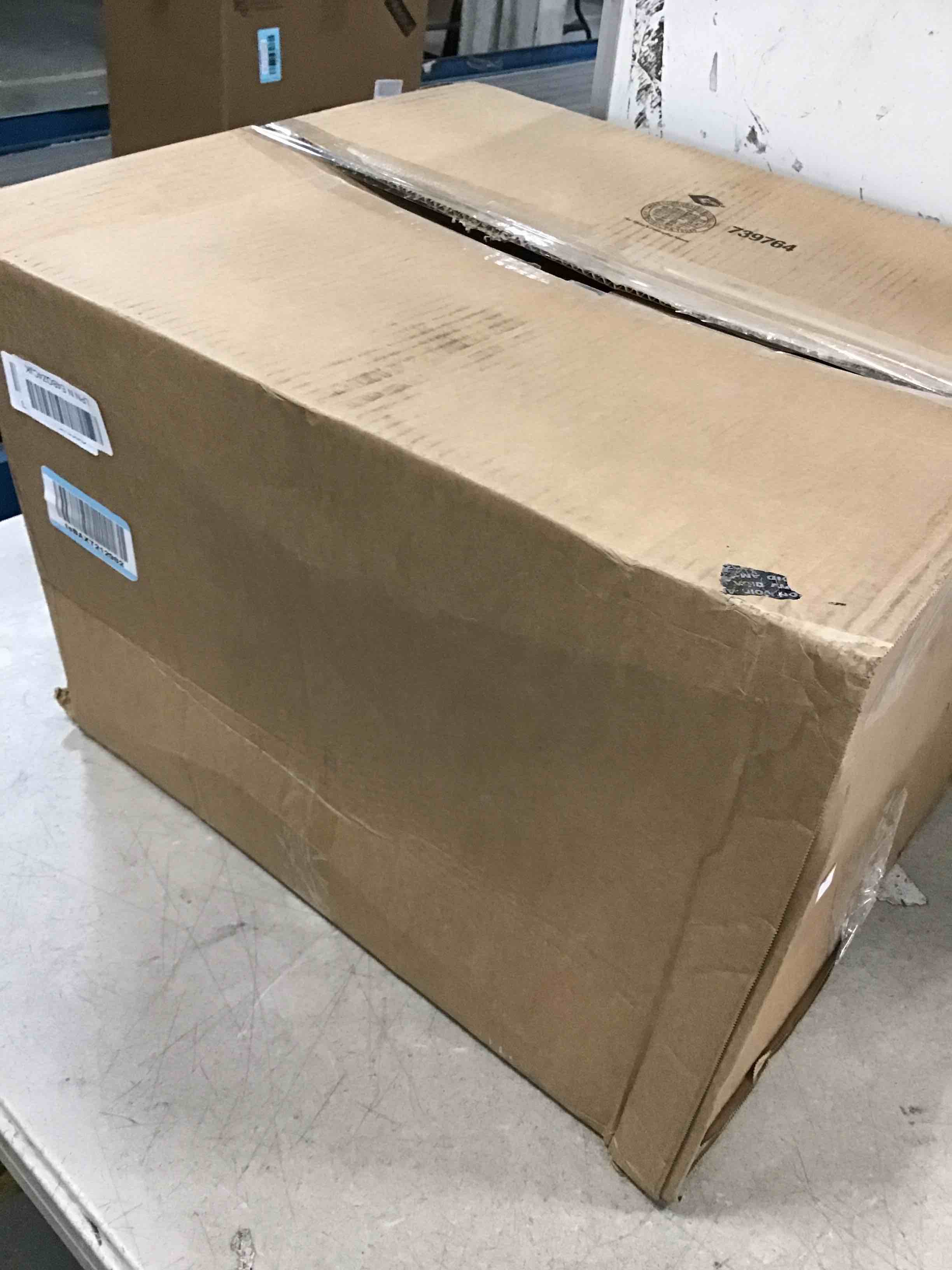 https://s3.amazonaws.com/lotting-images-prod/bidfta/BLU6813834_1720735967158.jpeg