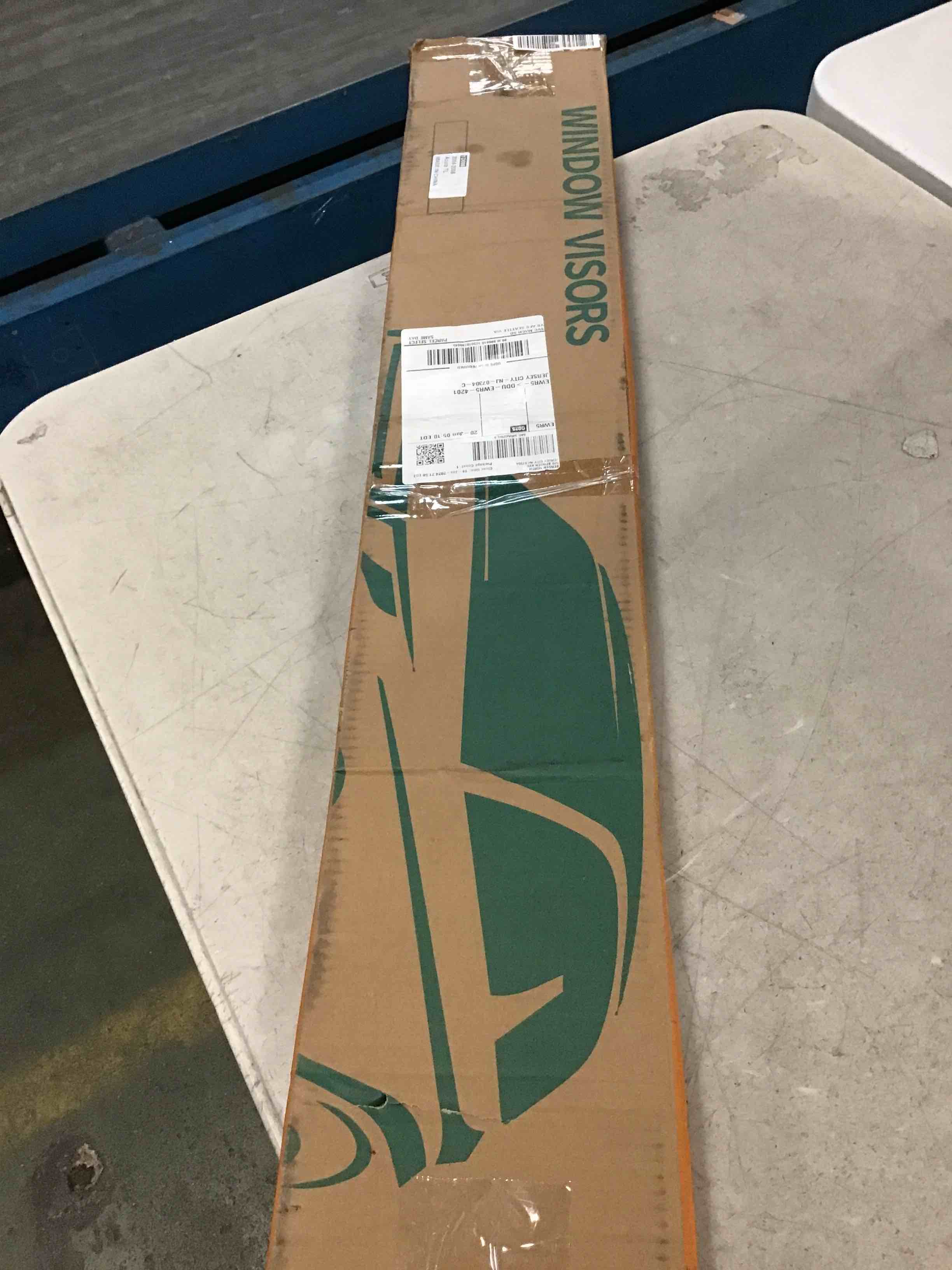 https://s3.amazonaws.com/lotting-images-prod/bidfta/BLU6813839_1720736580153.jpeg