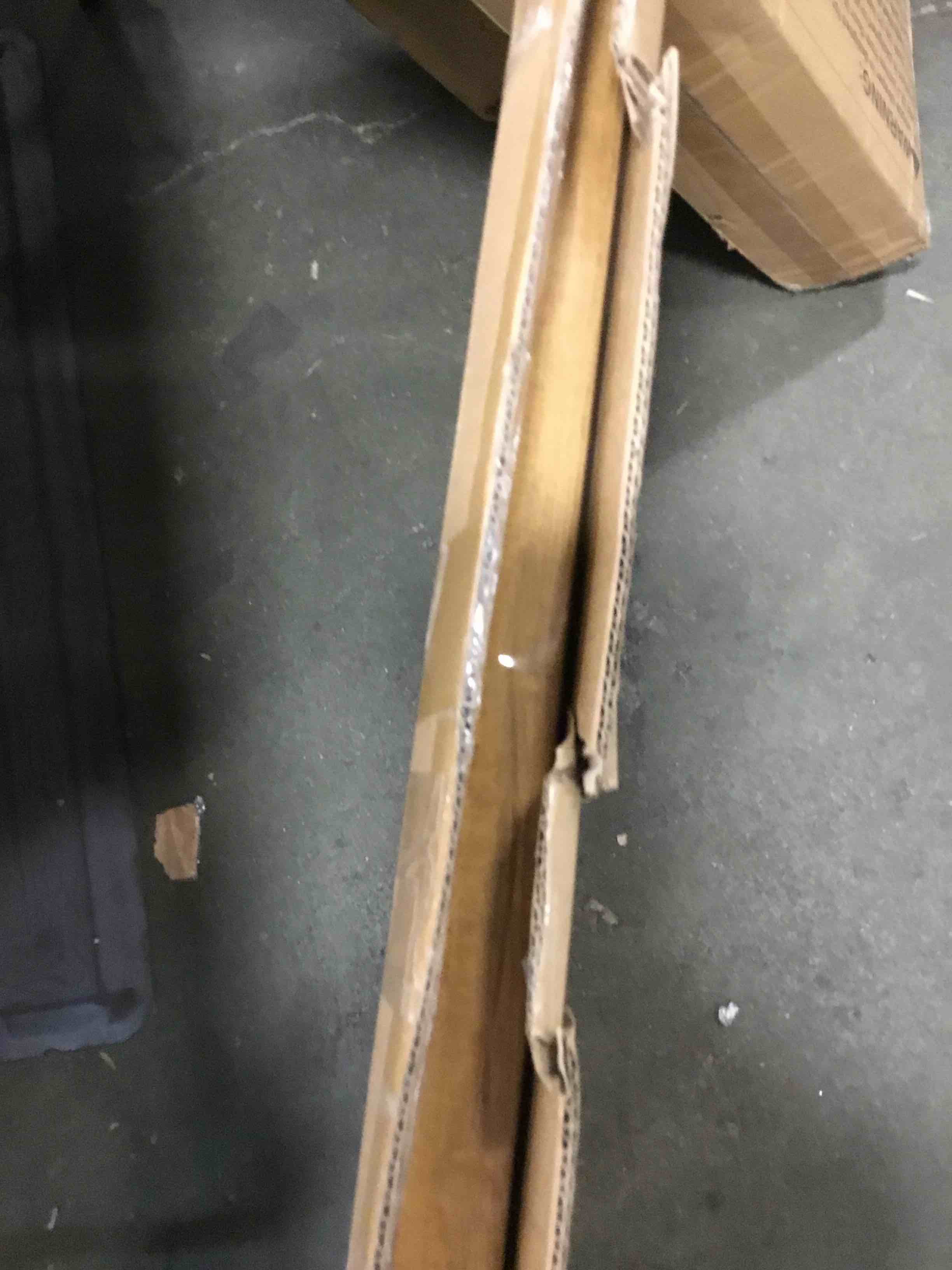 https://s3.amazonaws.com/lotting-images-prod/bidfta/BLU6814072_1720837914239.jpeg