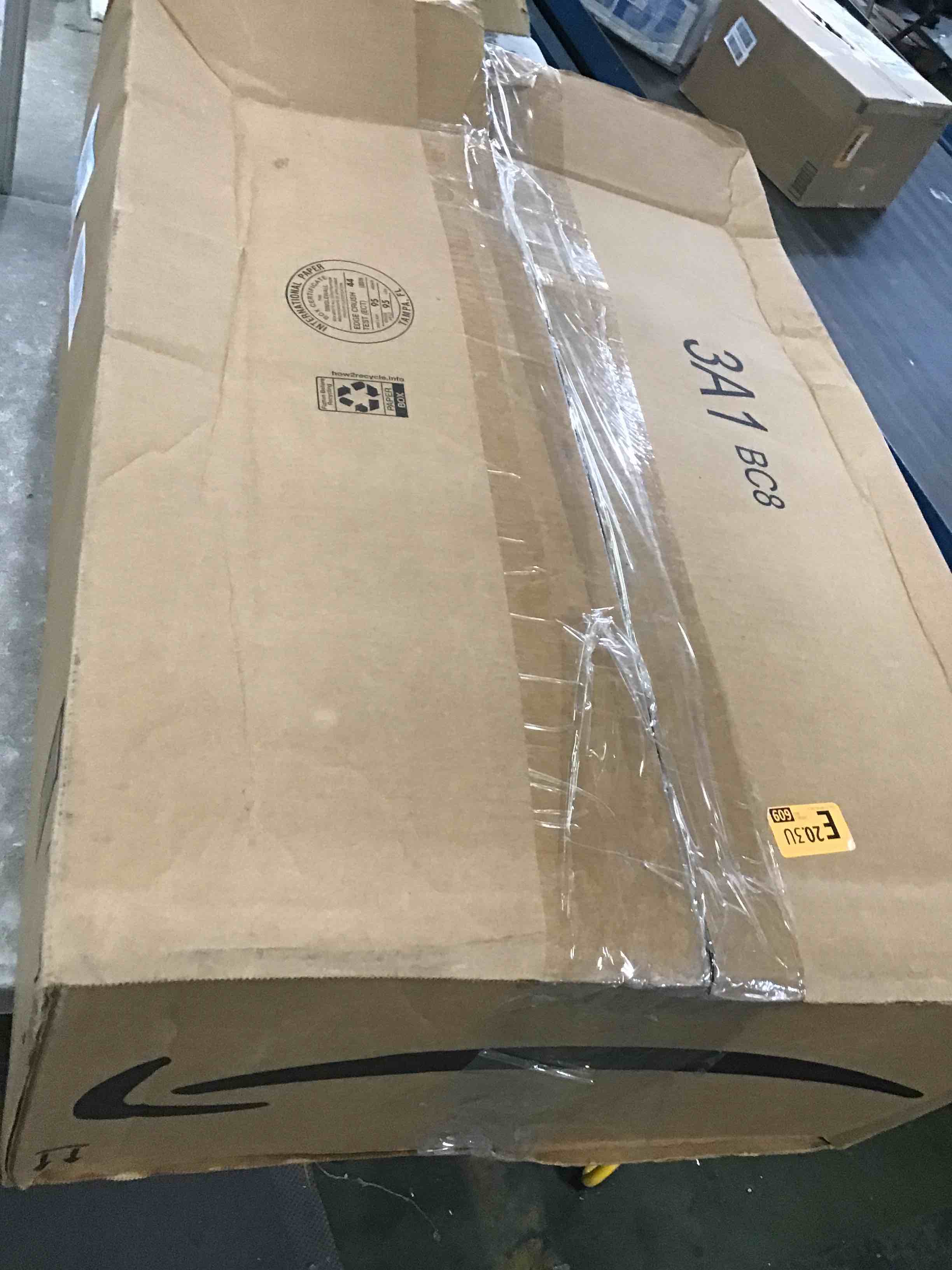 https://s3.amazonaws.com/lotting-images-prod/bidfta/BLU6814205_1721059010514.jpeg