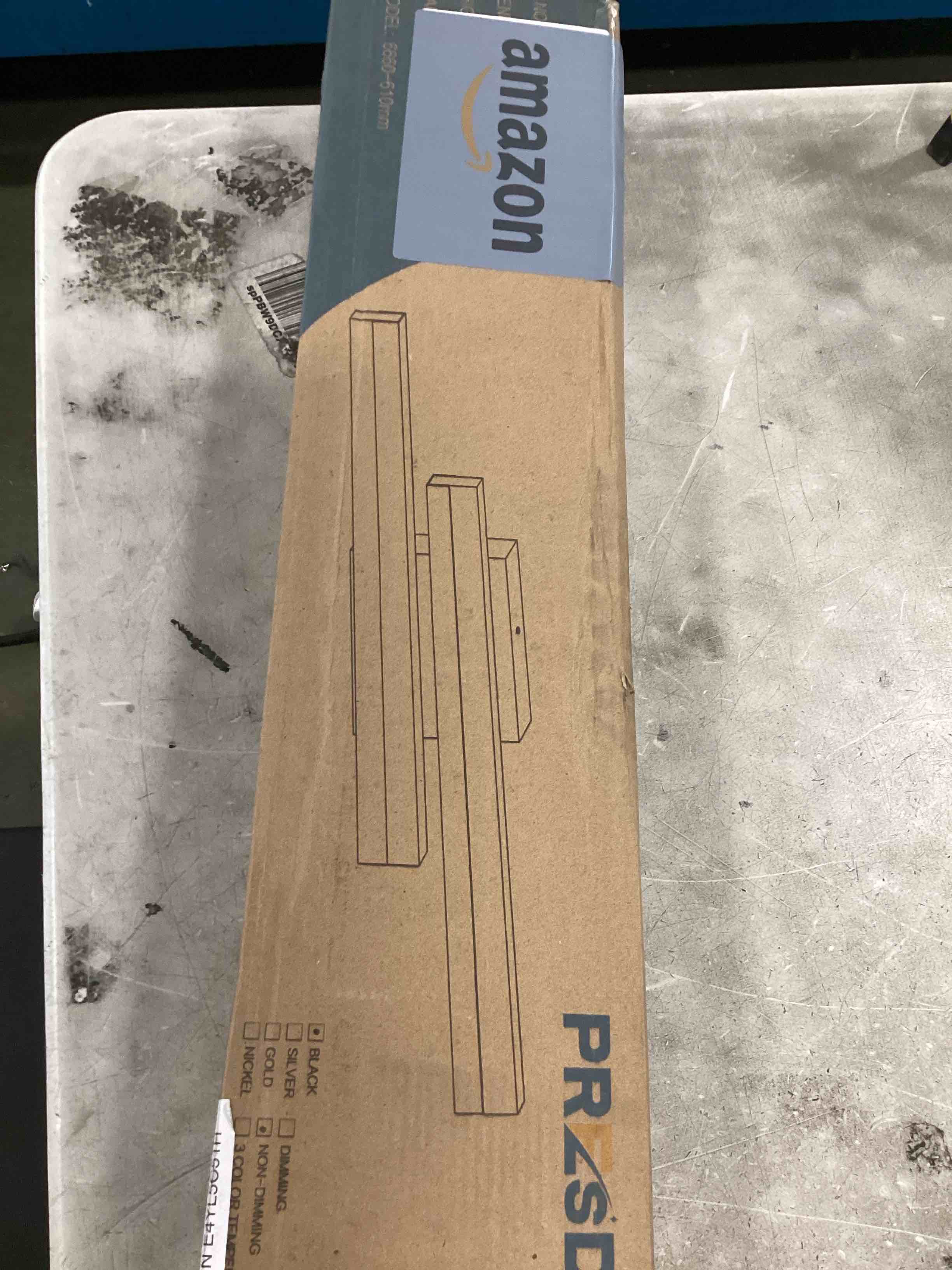 https://s3.amazonaws.com/lotting-images-prod/bidfta/BLU6814345_1721079846069.jpeg