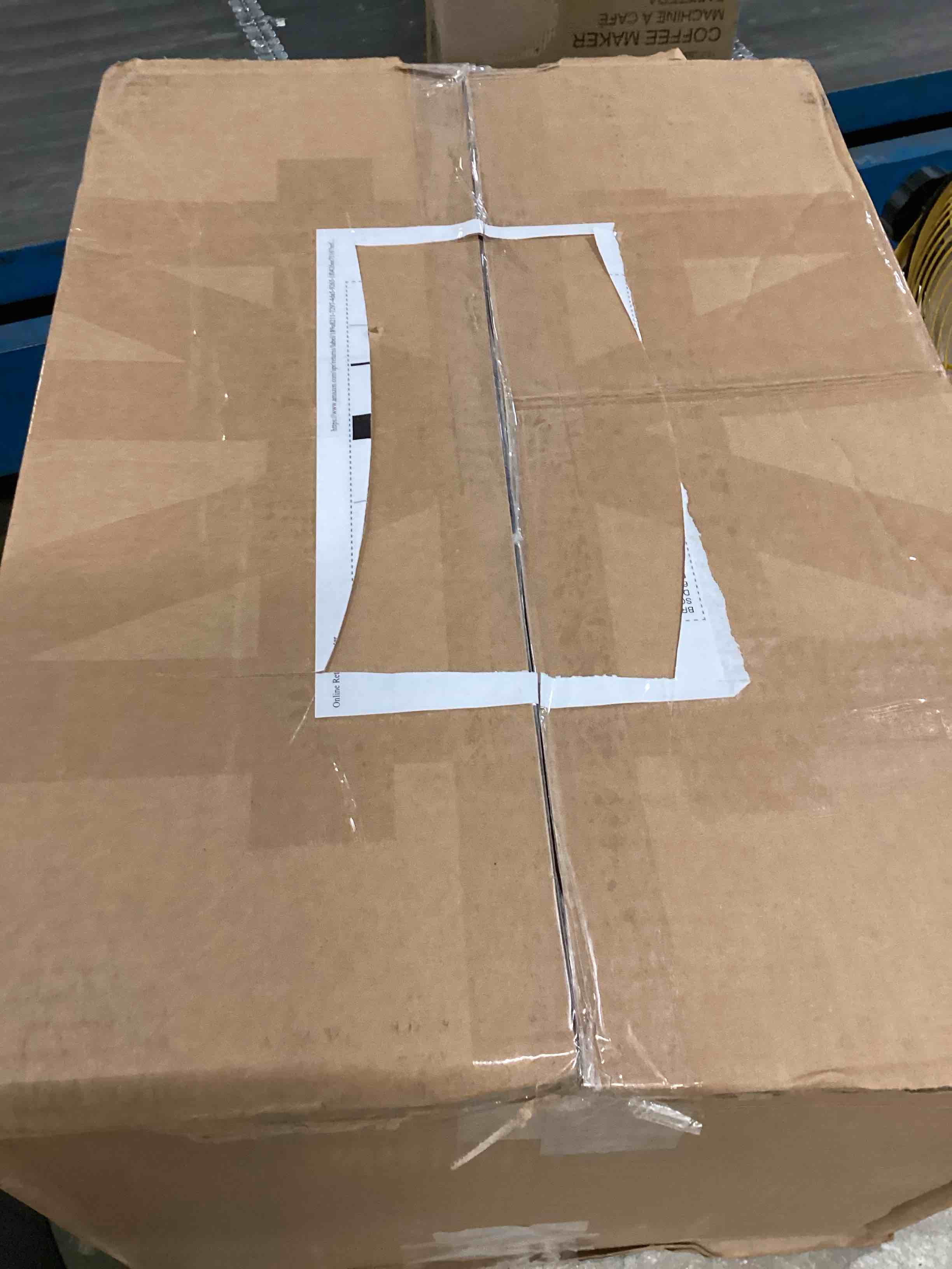 https://s3.amazonaws.com/lotting-images-prod/bidfta/BLU6814417_1721100148211.jpeg