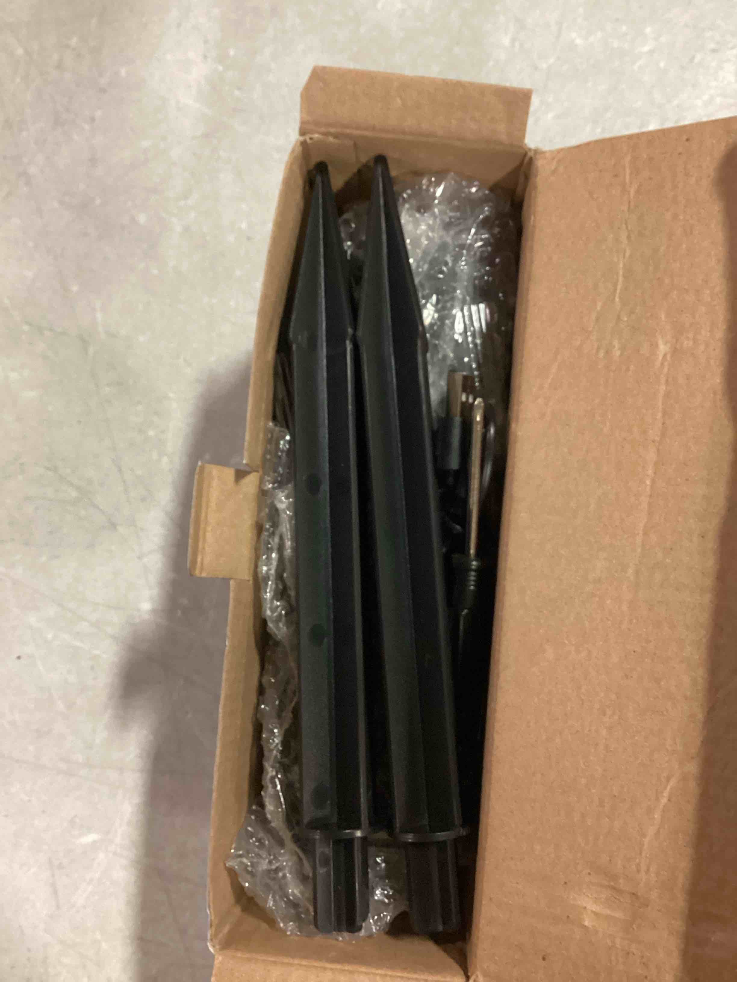 https://s3.amazonaws.com/lotting-images-prod/bidfta/BLU6815098_1720579030699.jpeg