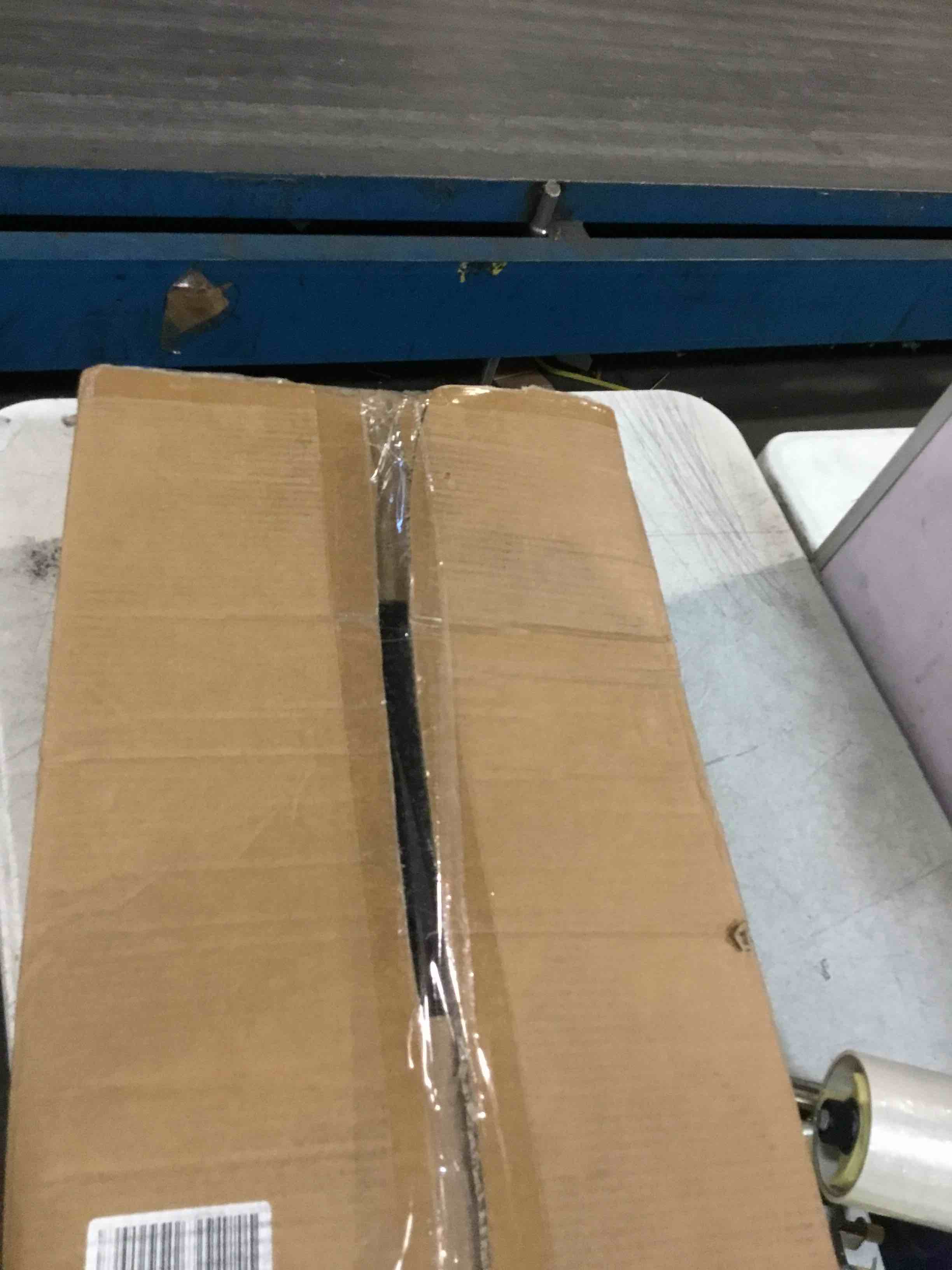 https://s3.amazonaws.com/lotting-images-prod/bidfta/BLU6815295_1720654542500.jpeg