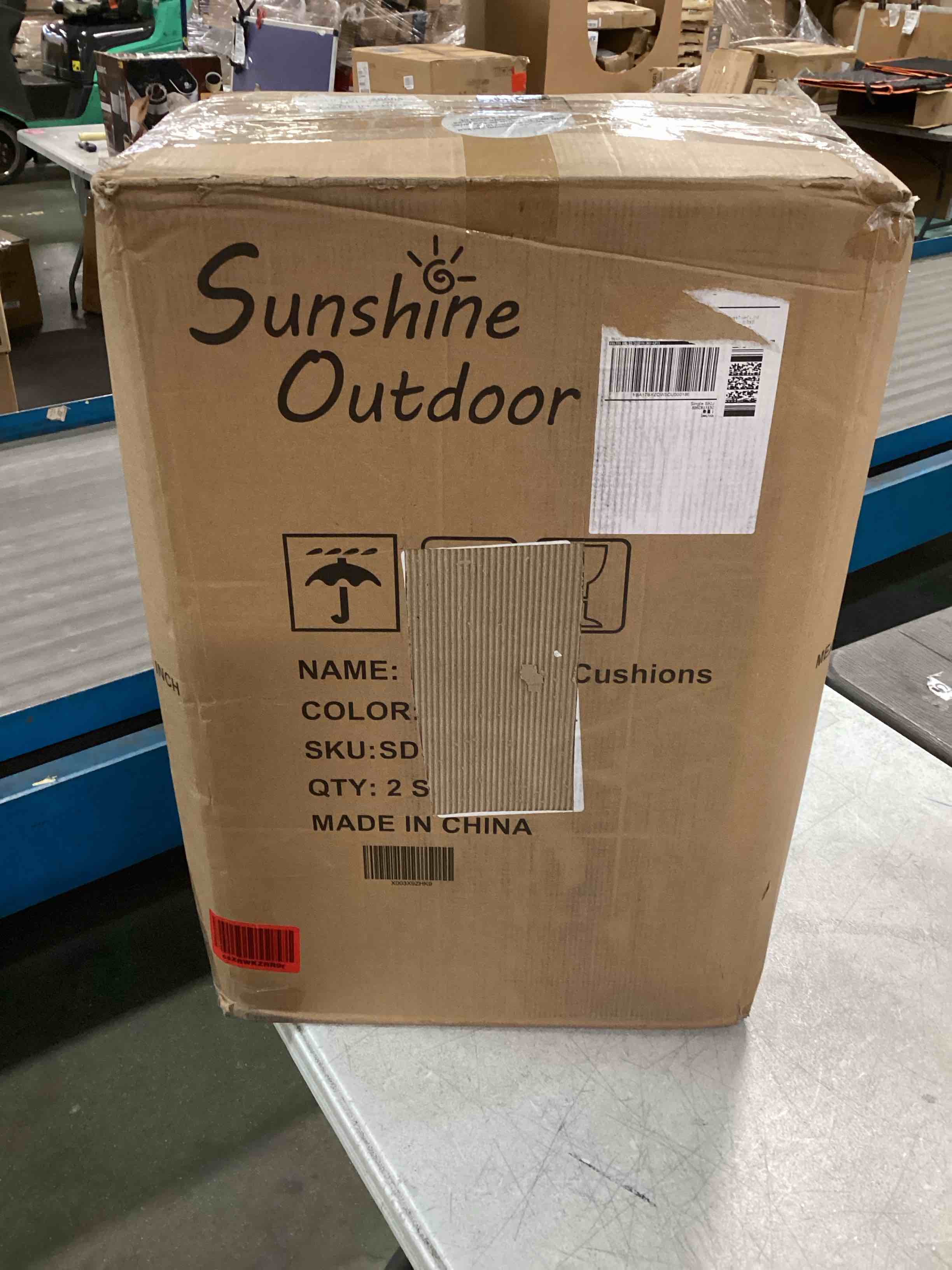 https://s3.amazonaws.com/lotting-images-prod/bidfta/BLU6815604_1721087432618.jpeg