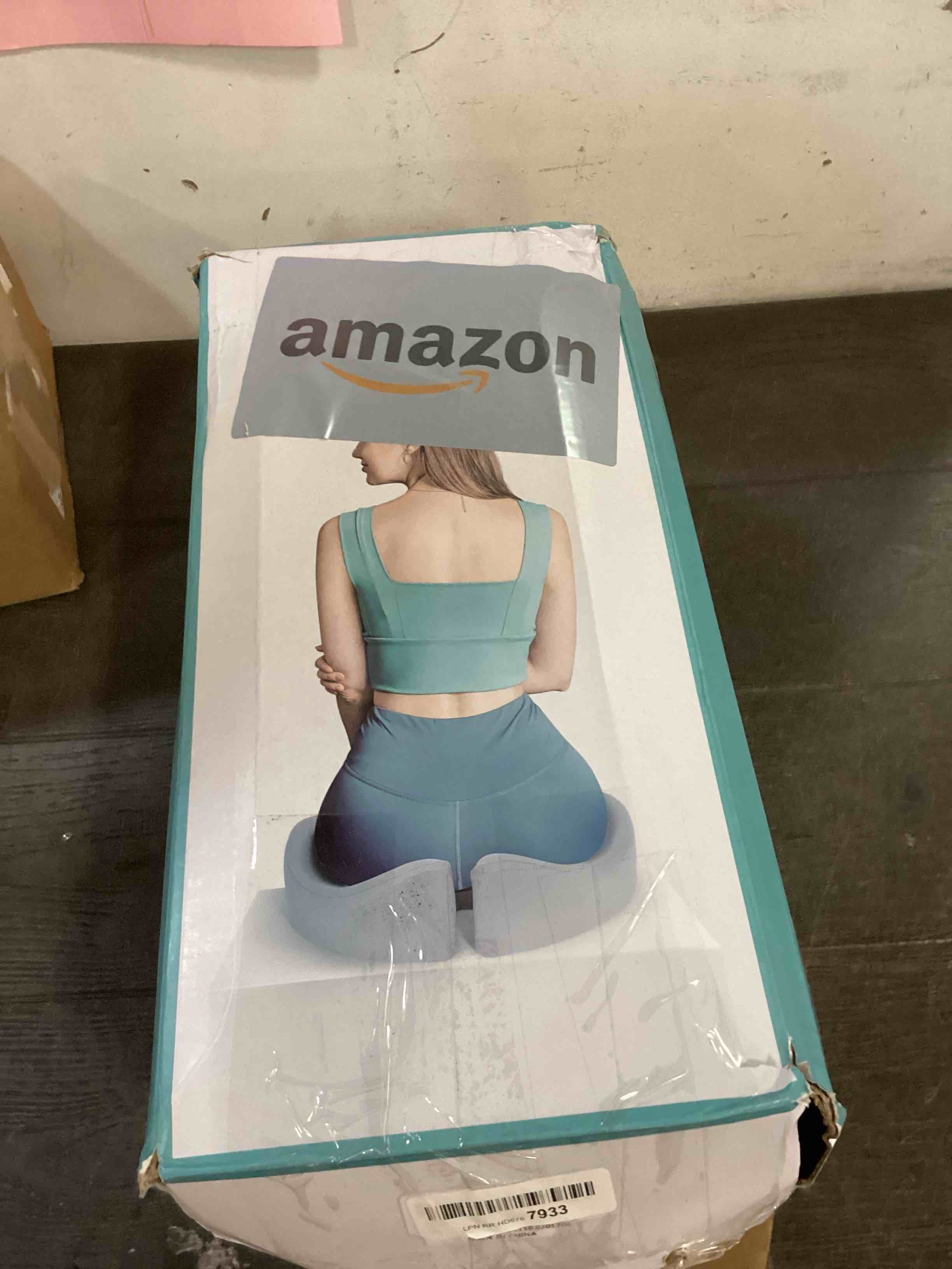https://s3.amazonaws.com/lotting-images-prod/bidfta/BLU6815805_1721253956340.jpeg
