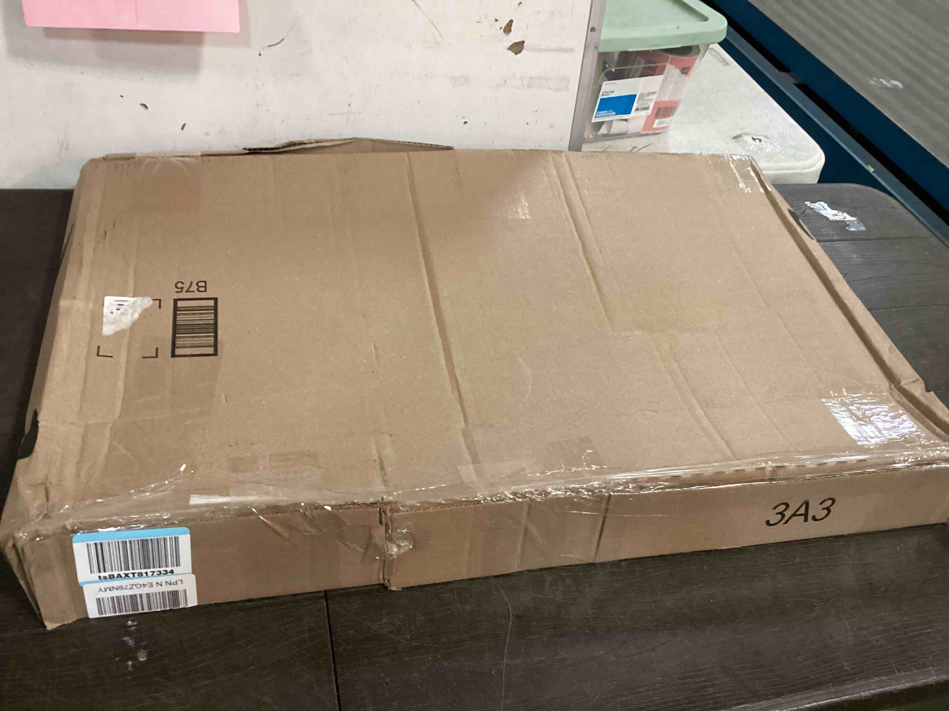 https://s3.amazonaws.com/lotting-images-prod/bidfta/BLU6815907_1721275602485.jpeg