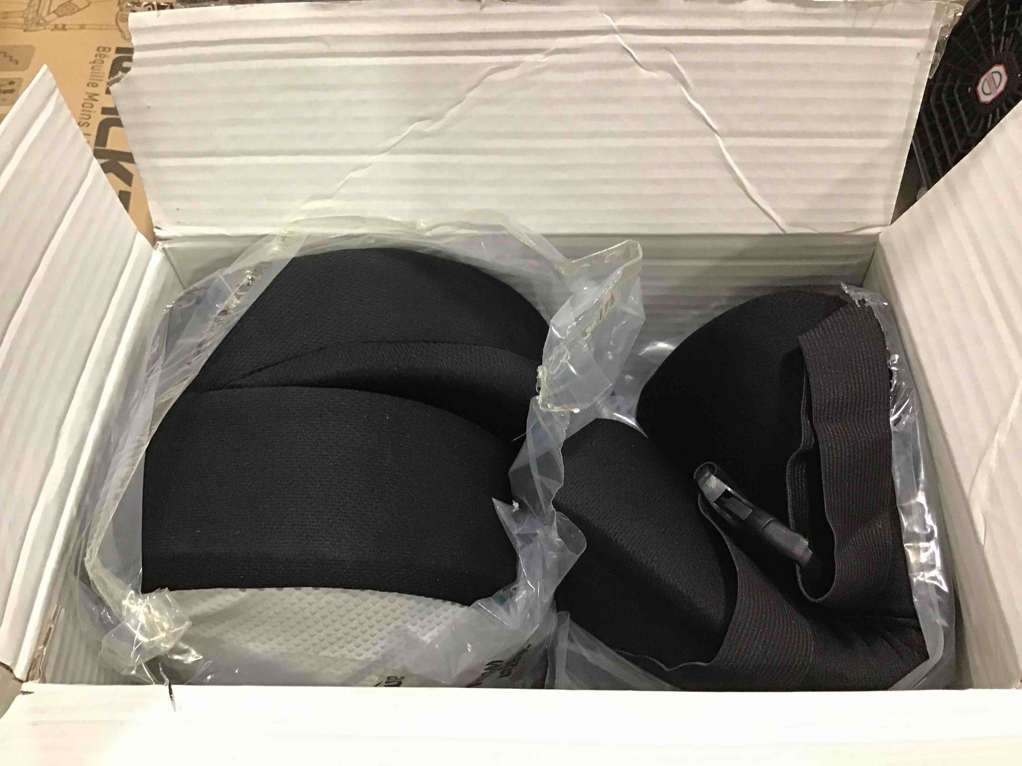 https://s3.amazonaws.com/lotting-images-prod/bidfta/BLU6816853_1720790119300.jpeg
