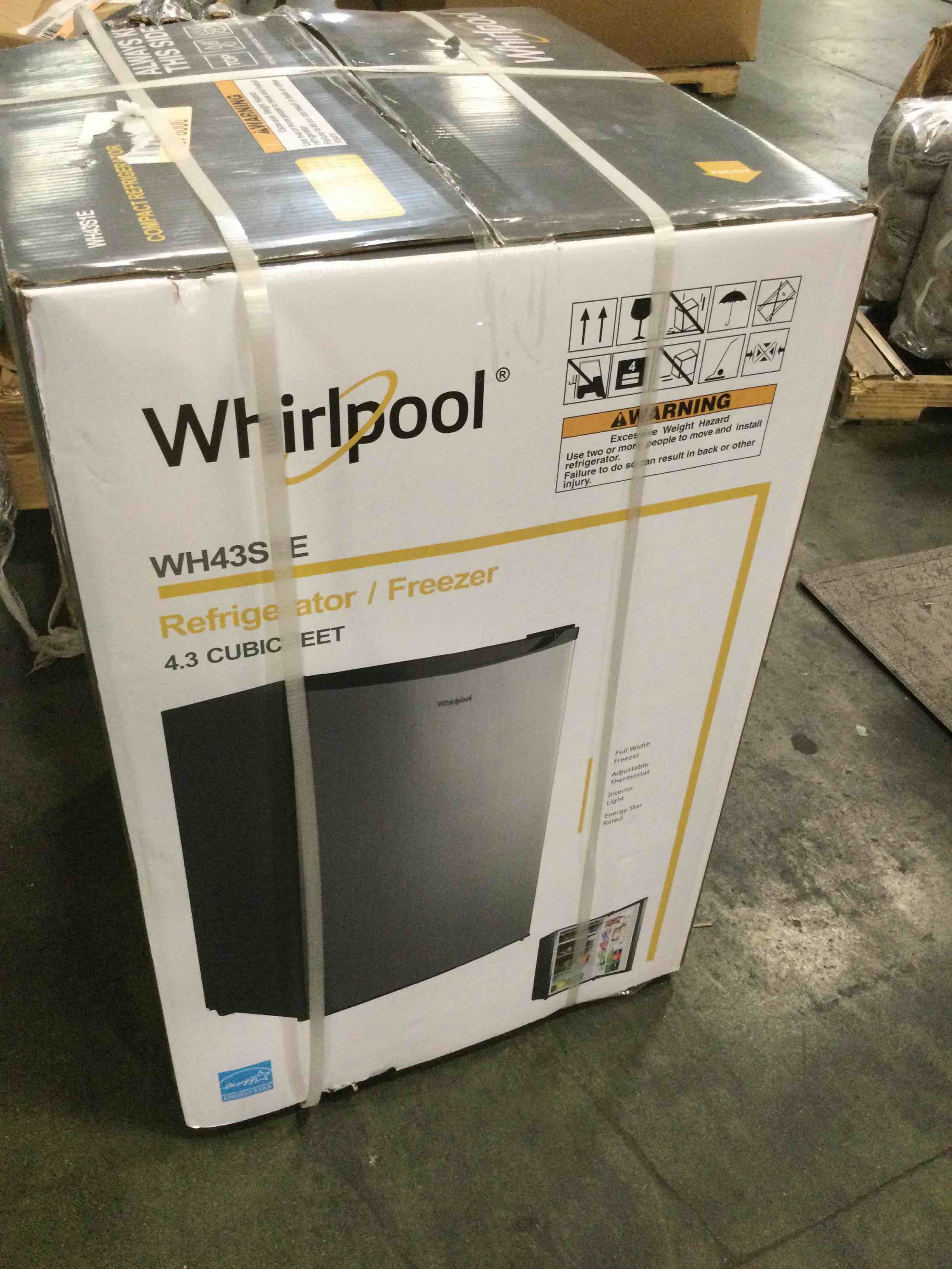 https://s3.amazonaws.com/lotting-images-prod/bidfta/BLU6817234_1721070544623.jpeg