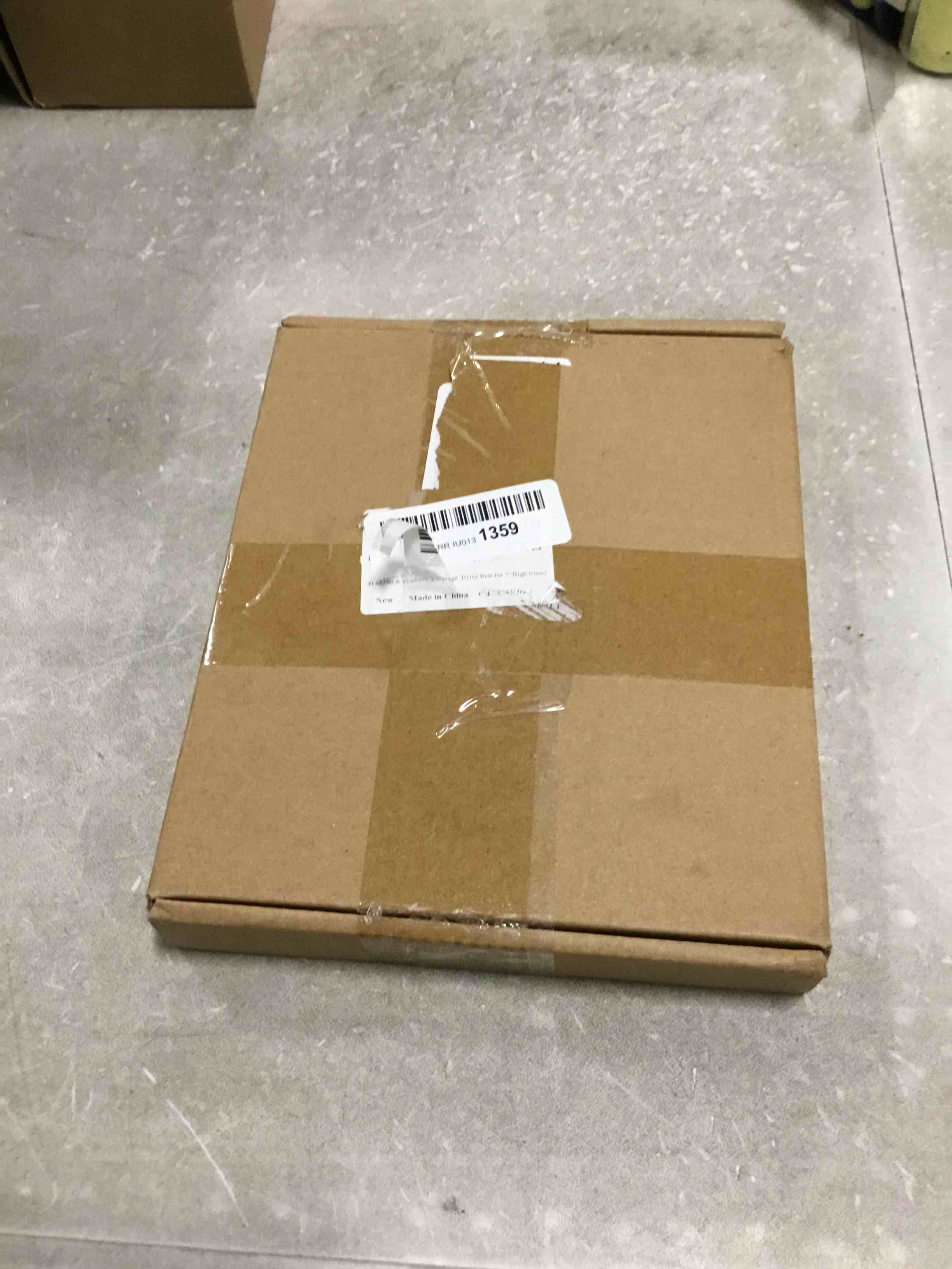 https://s3.amazonaws.com/lotting-images-prod/bidfta/BLU6817735_1721158102324.jpeg