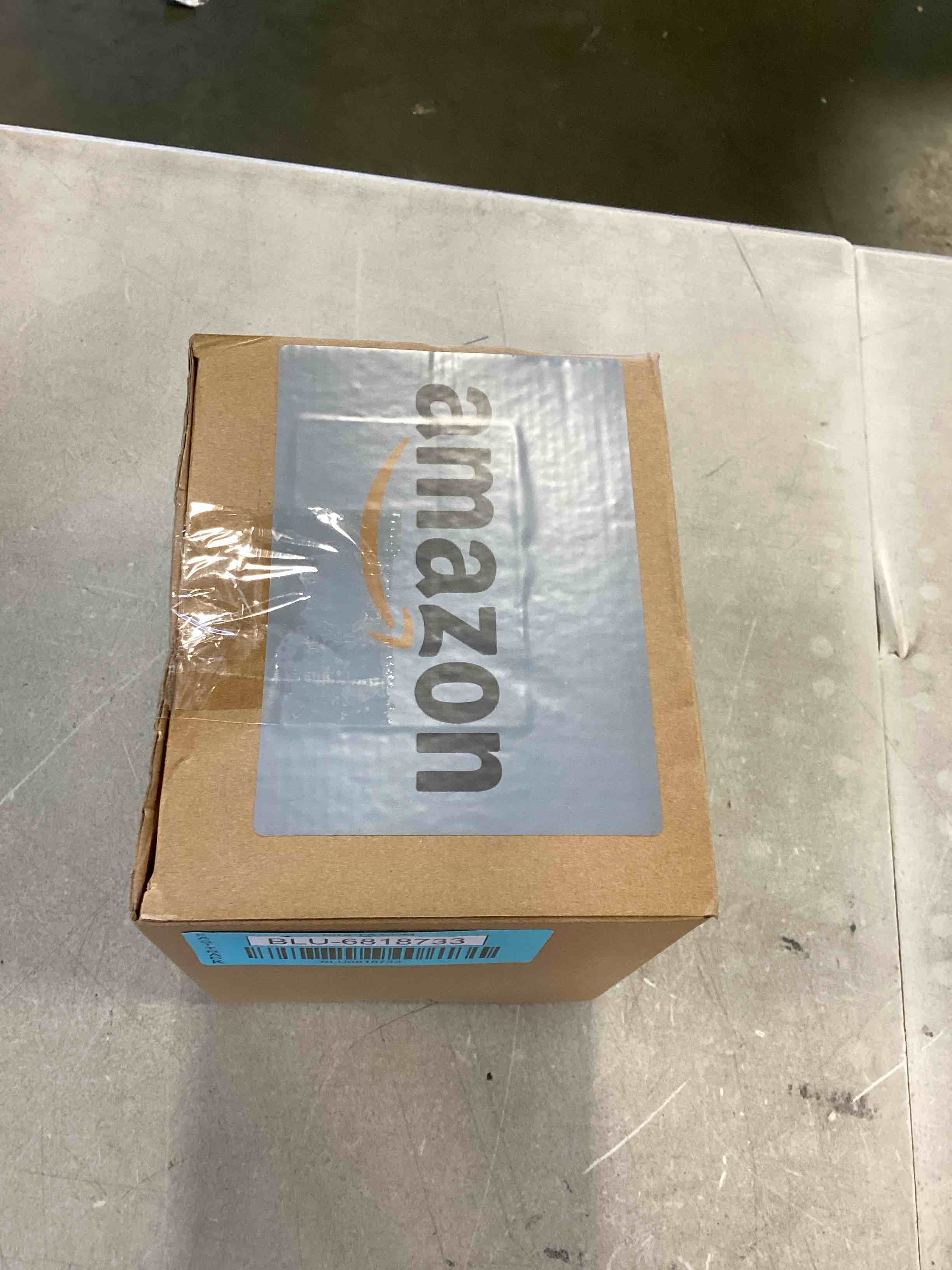 https://s3.amazonaws.com/lotting-images-prod/bidfta/BLU6818733_1721151335665.jpeg