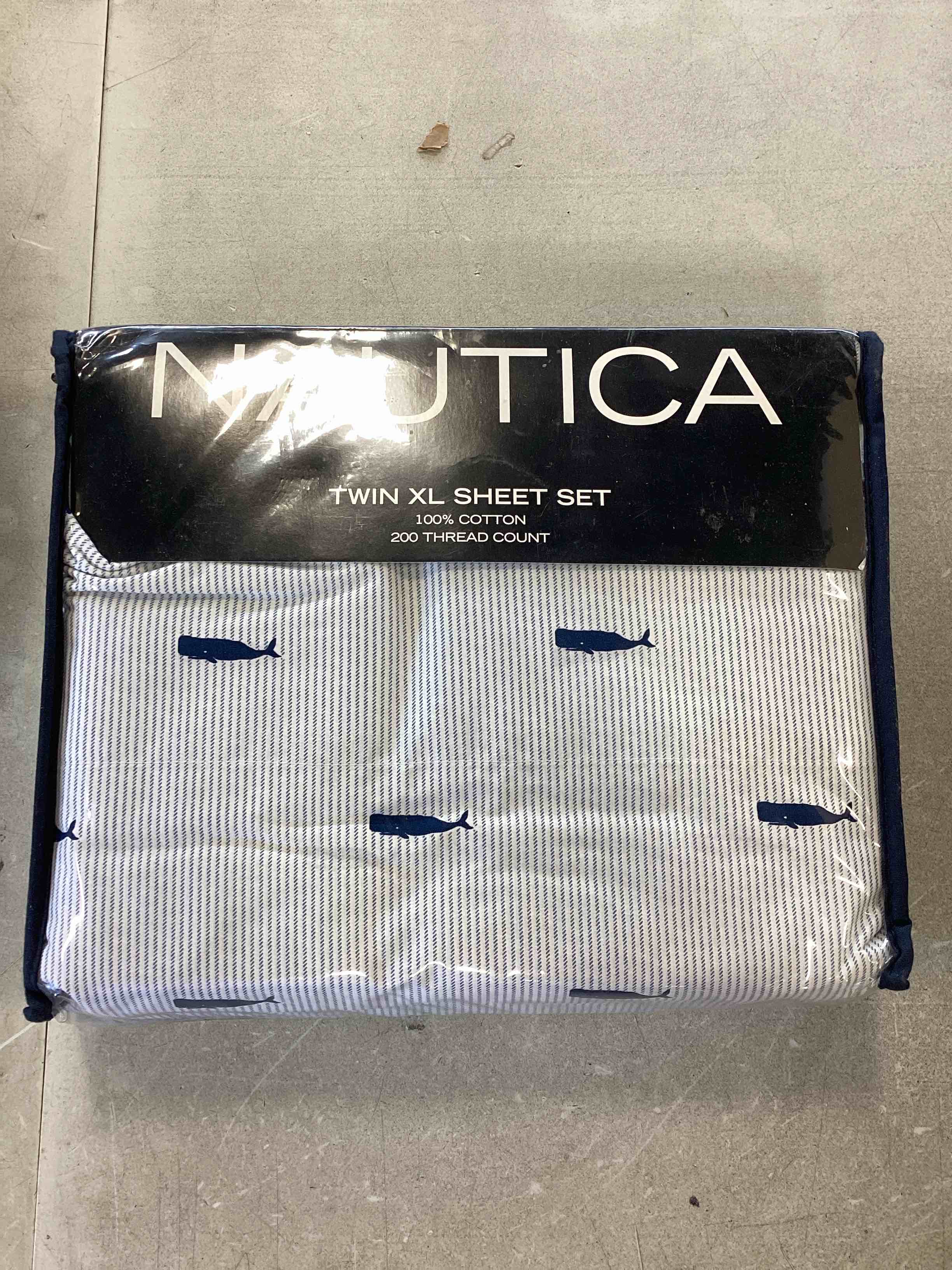 https://s3.amazonaws.com/lotting-images-prod/bidfta/BLU6818805_1721160088064.jpeg