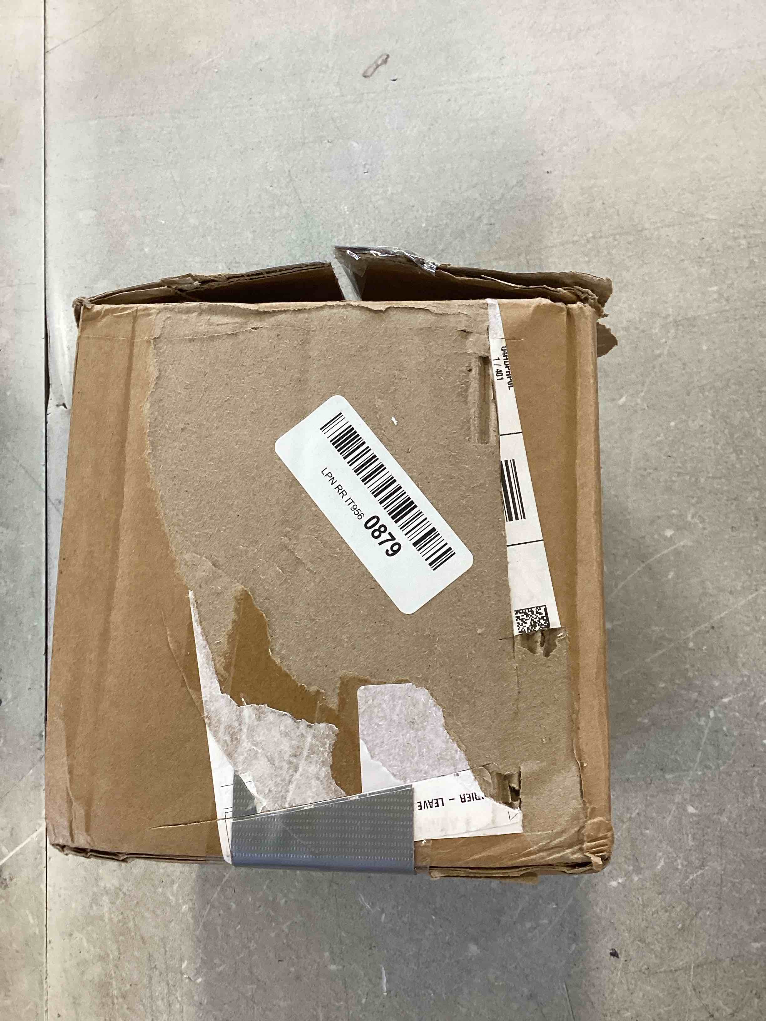 https://s3.amazonaws.com/lotting-images-prod/bidfta/BLU6819305_1721332824629.jpeg