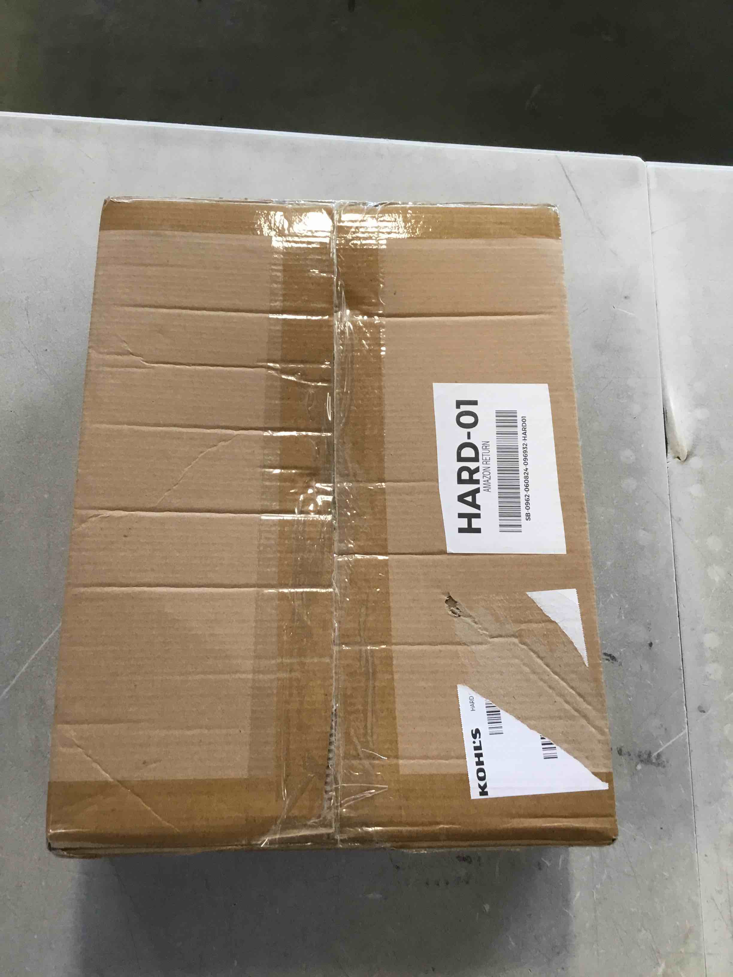https://s3.amazonaws.com/lotting-images-prod/bidfta/BLU6819385_1721396679137.jpeg