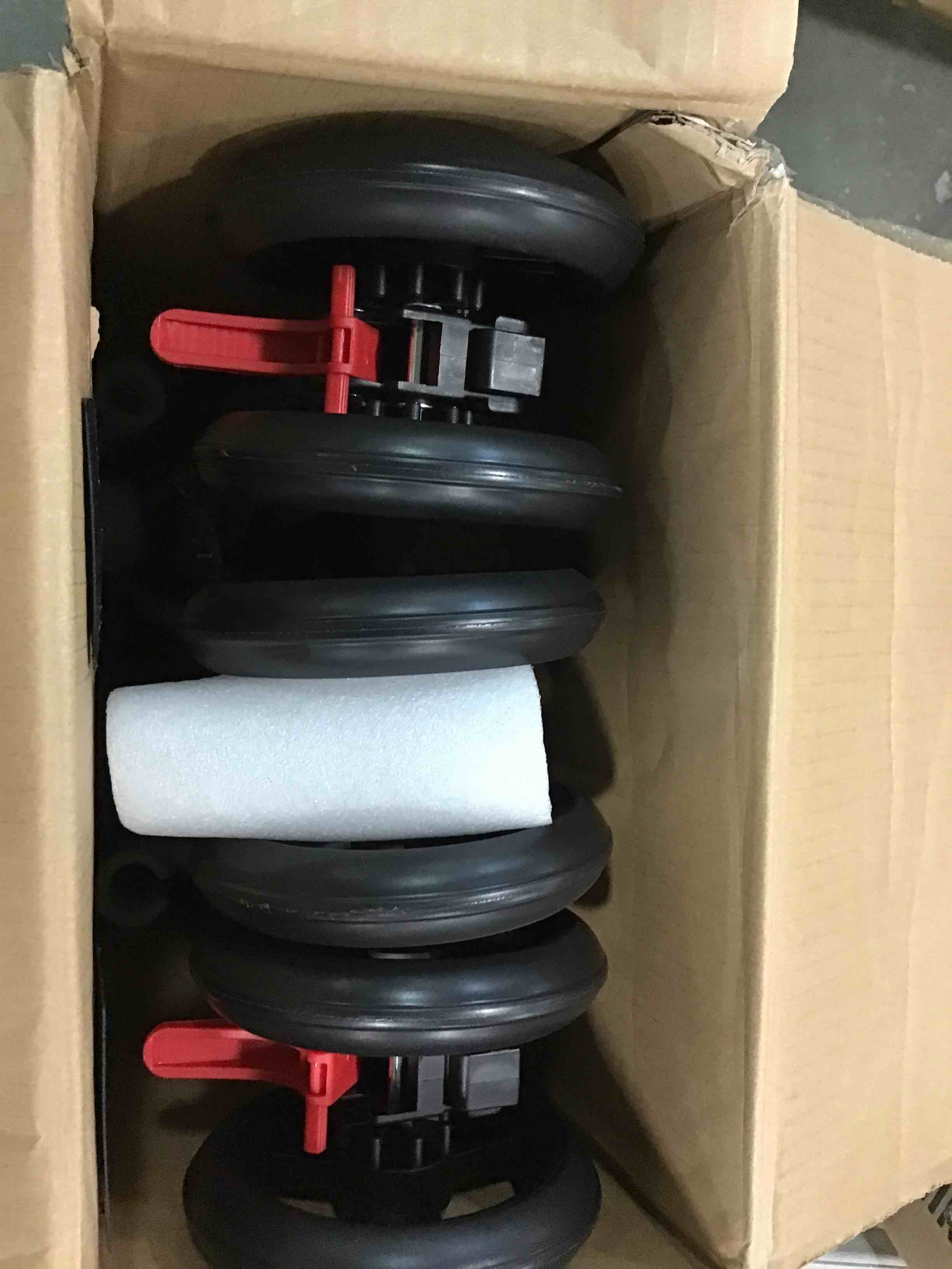 https://s3.amazonaws.com/lotting-images-prod/bidfta/BLU6820363_1720577231734.jpeg