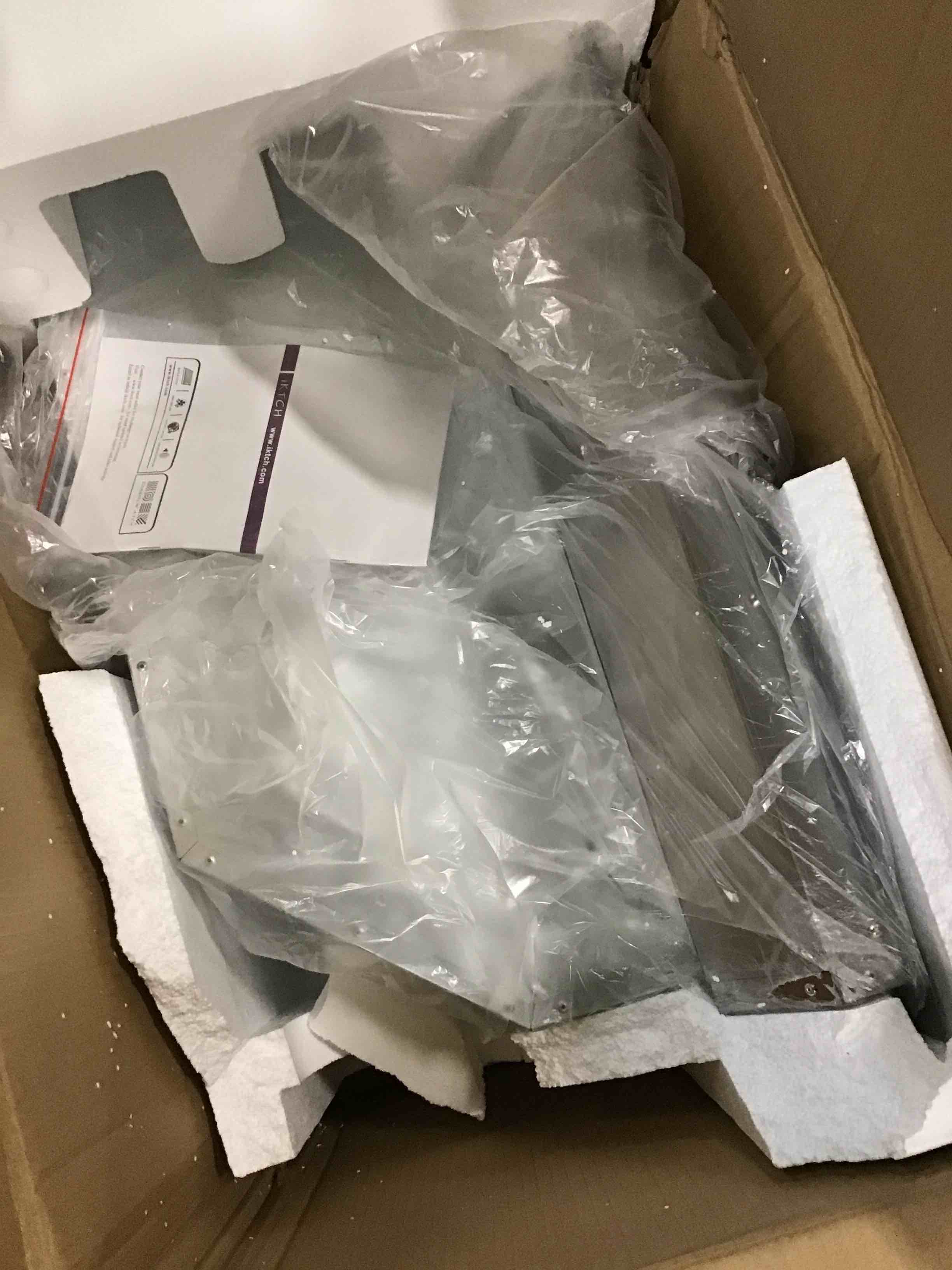 https://s3.amazonaws.com/lotting-images-prod/bidfta/BLU6820498_1720618444414.jpeg