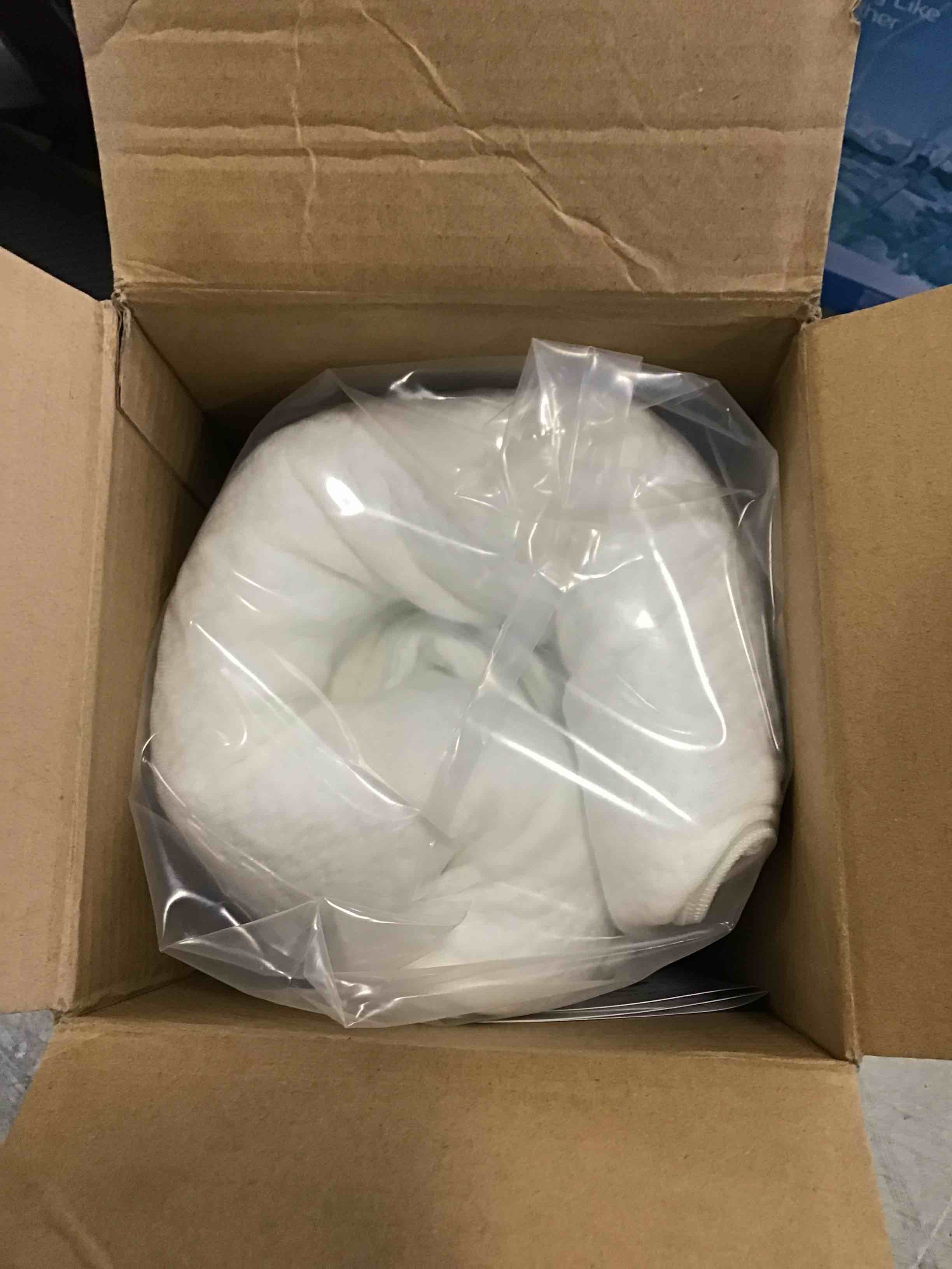 https://s3.amazonaws.com/lotting-images-prod/bidfta/BLU6820958_1720036307549.jpeg