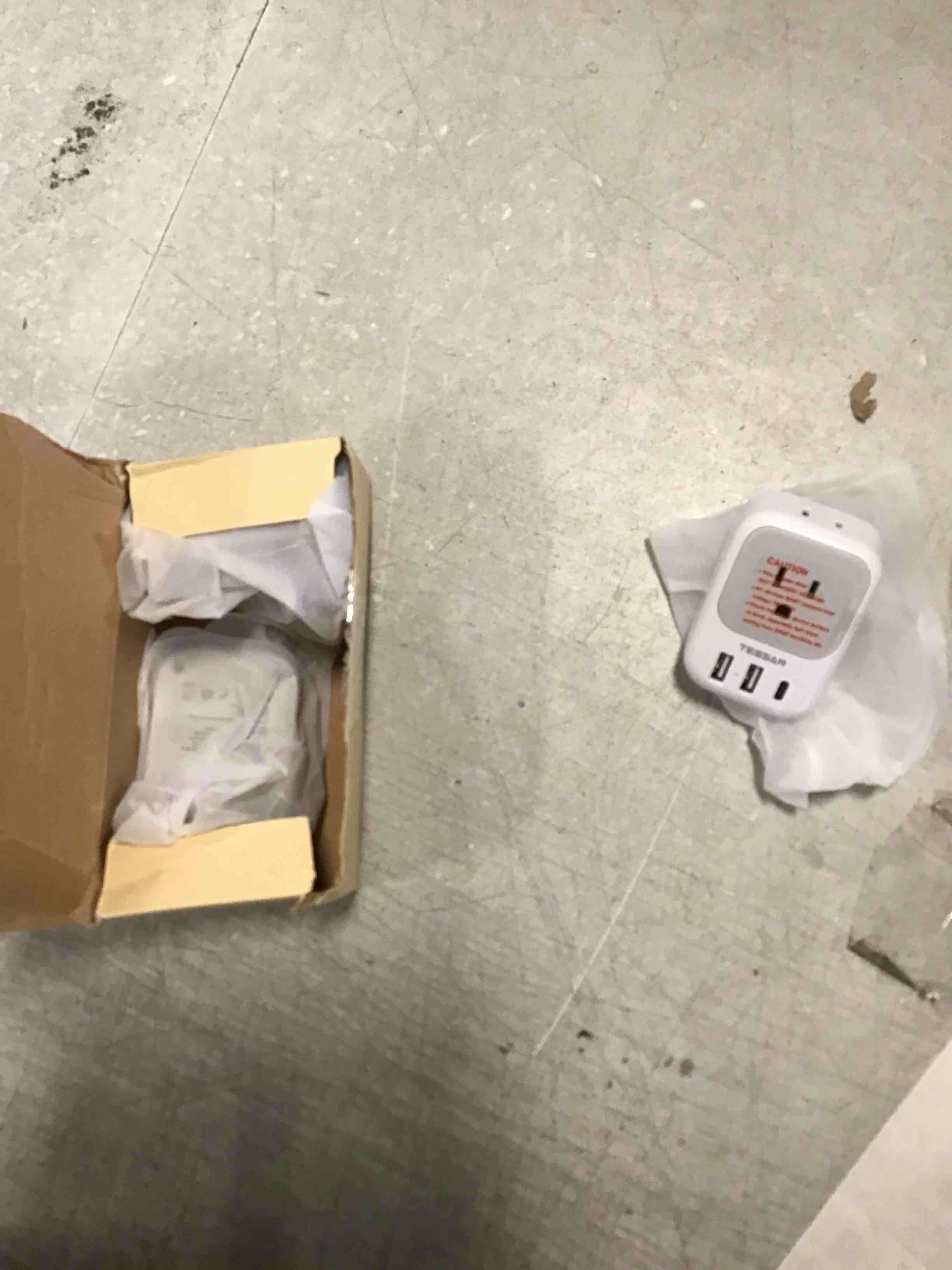 https://s3.amazonaws.com/lotting-images-prod/bidfta/BLU6820972_1720037299158.jpeg